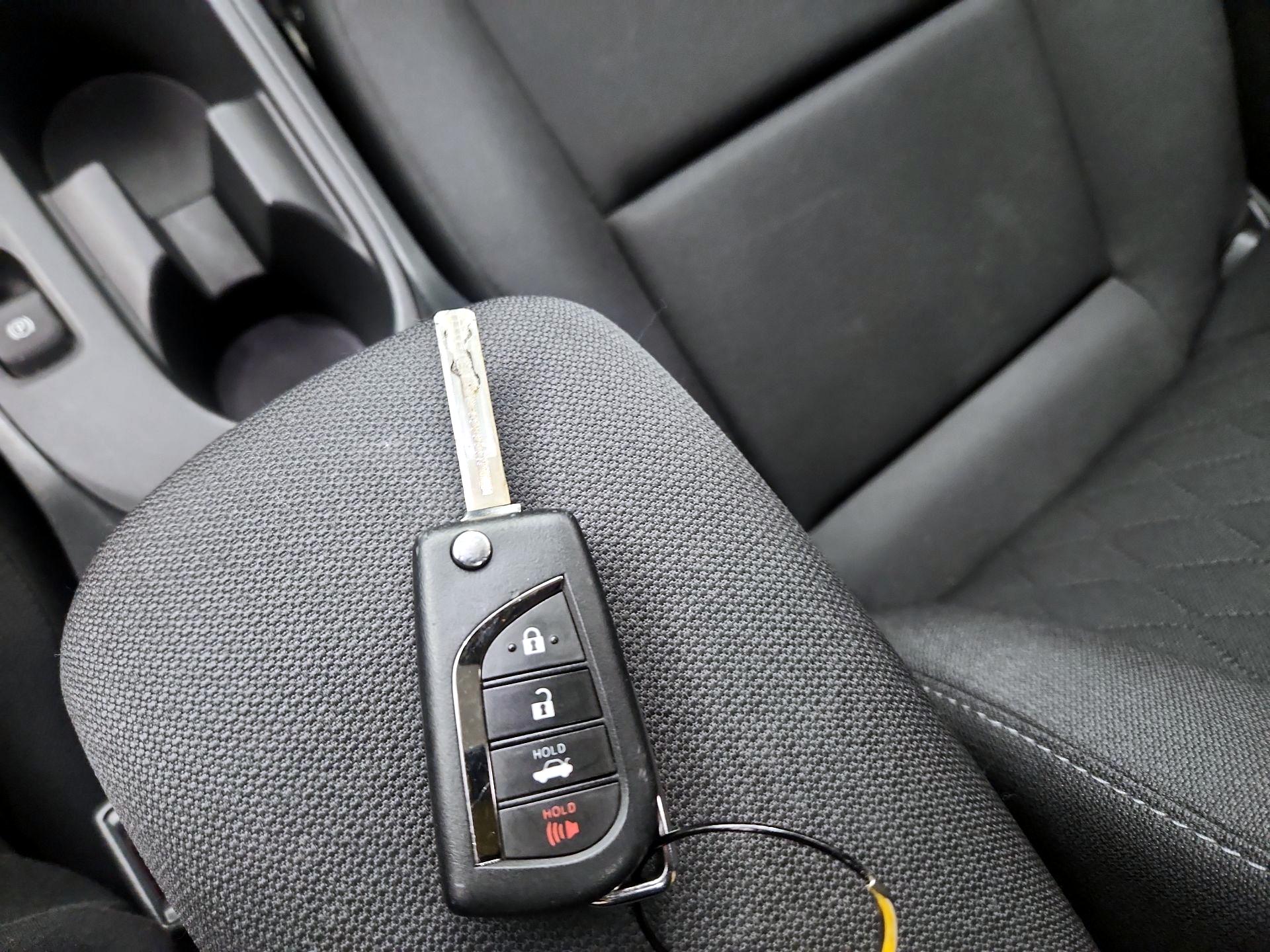 Thumbnail: 2023 Toyota Corolla - 20