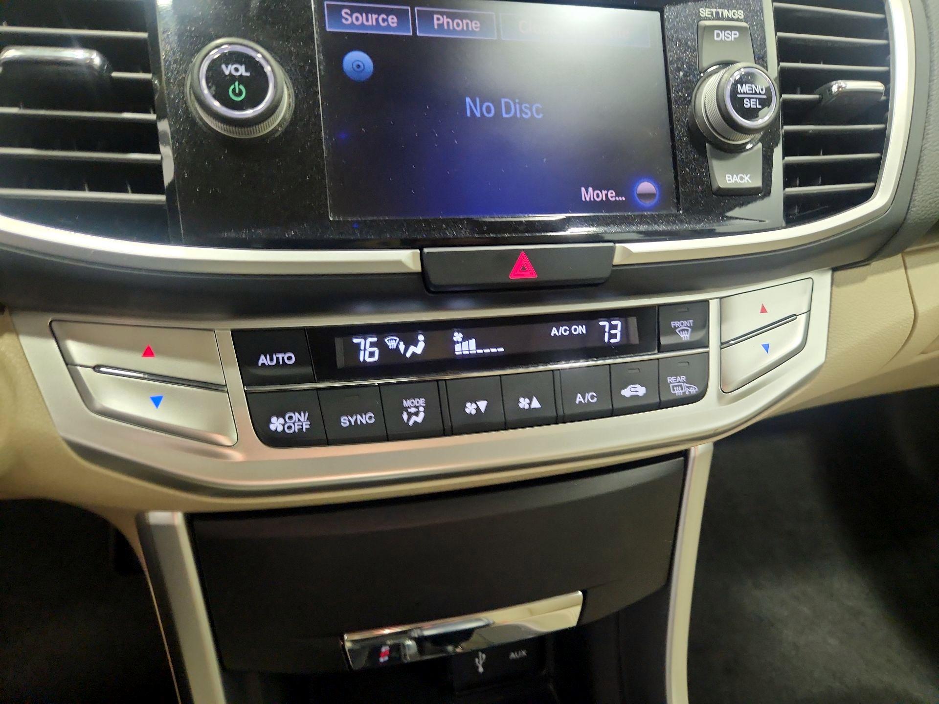 Thumbnail: 2015 Honda Accord - 16