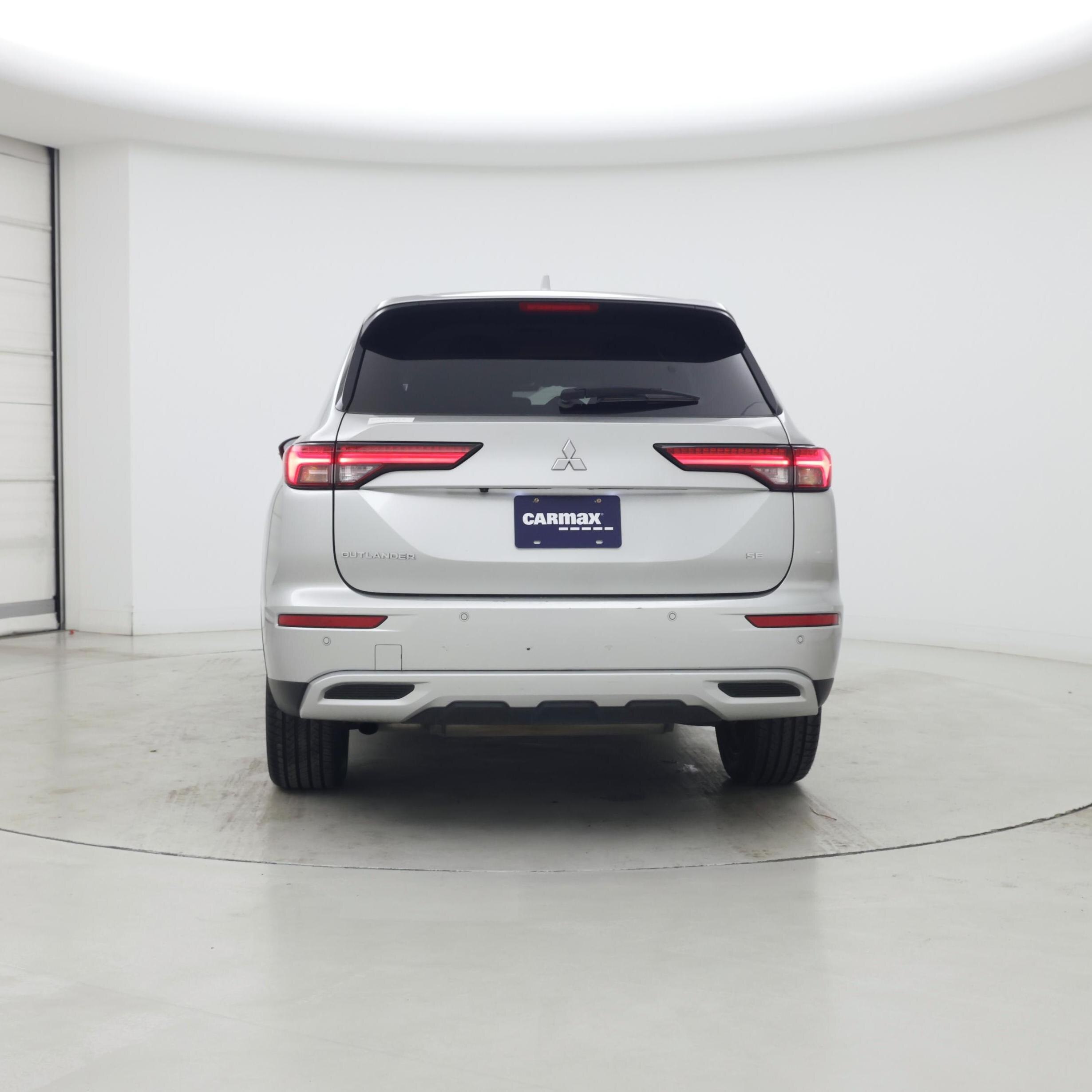 Thumbnail: 2024 Mitsubishi Outlander - 6