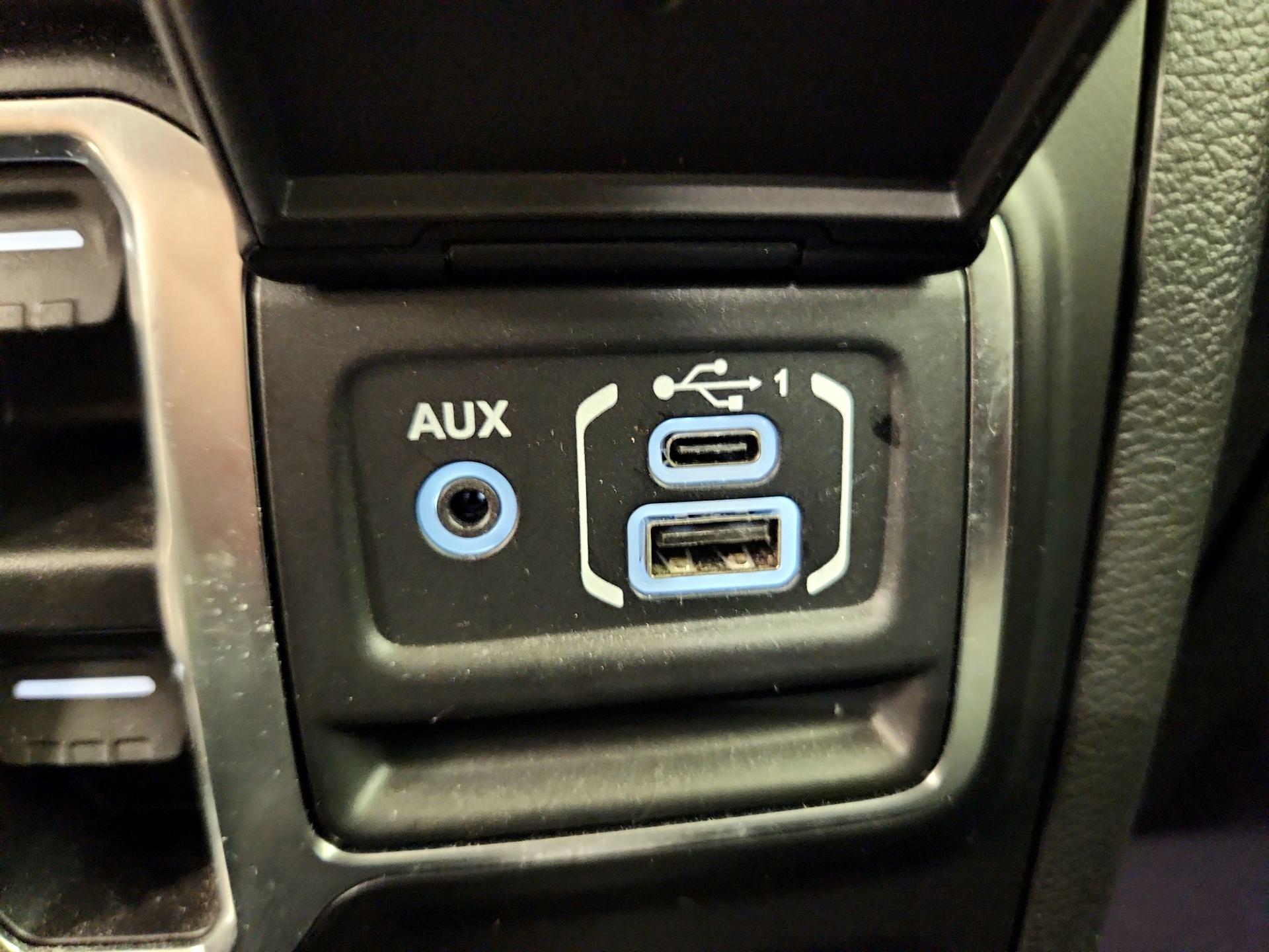 Thumbnail: 2022 Jeep Gladiator - 18