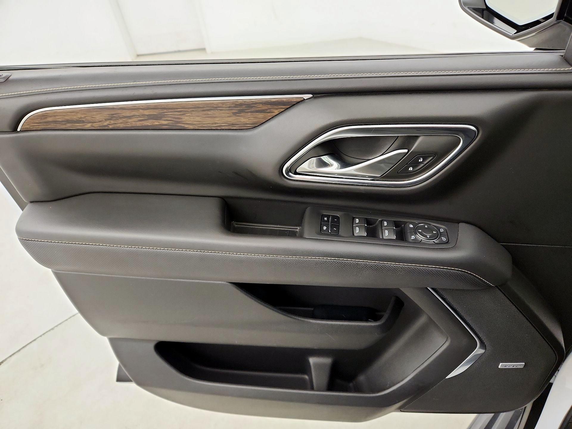 Thumbnail: 2023 Chevrolet Suburban - 12