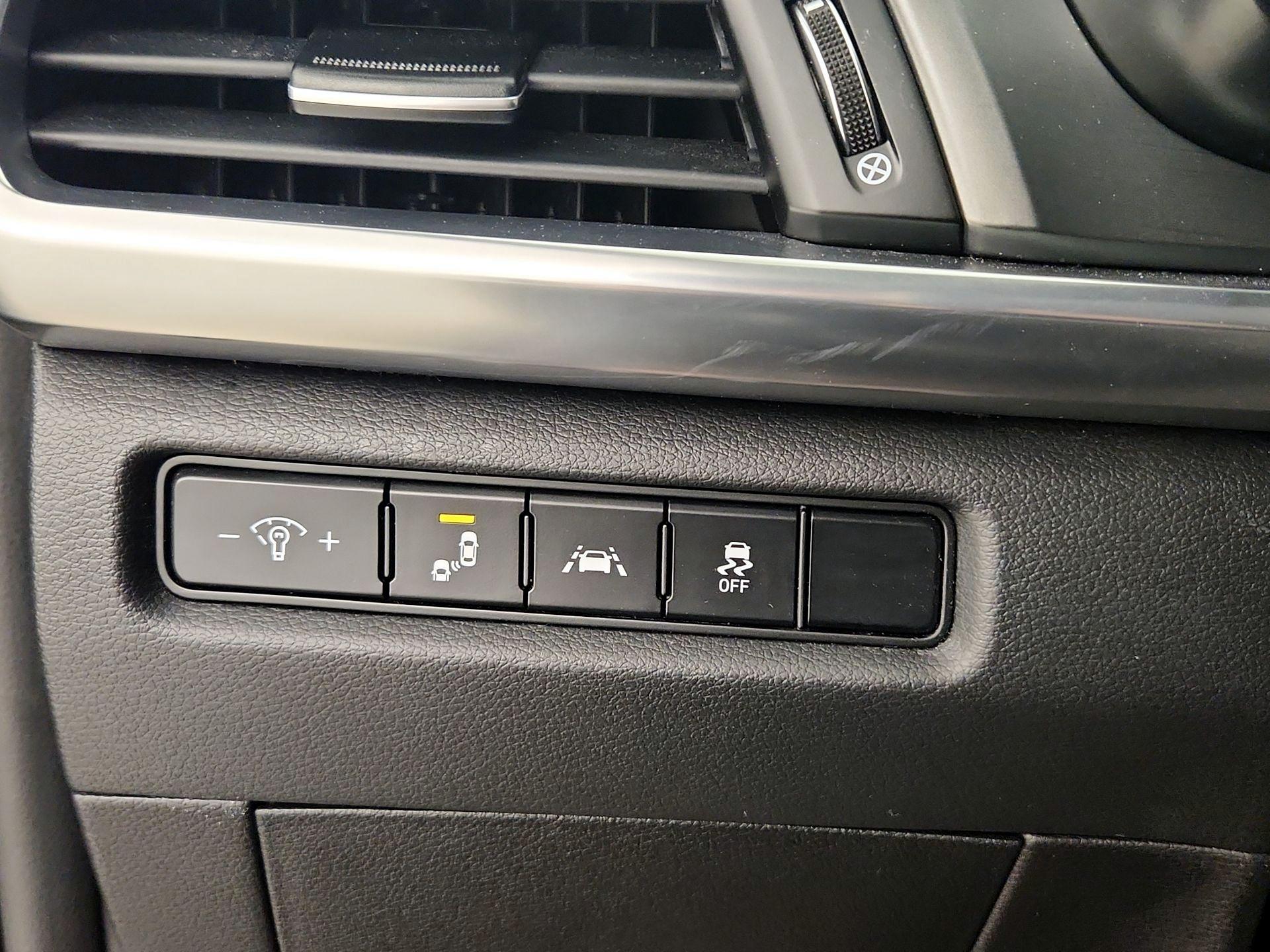 Thumbnail: 2022 Kia Telluride - 13