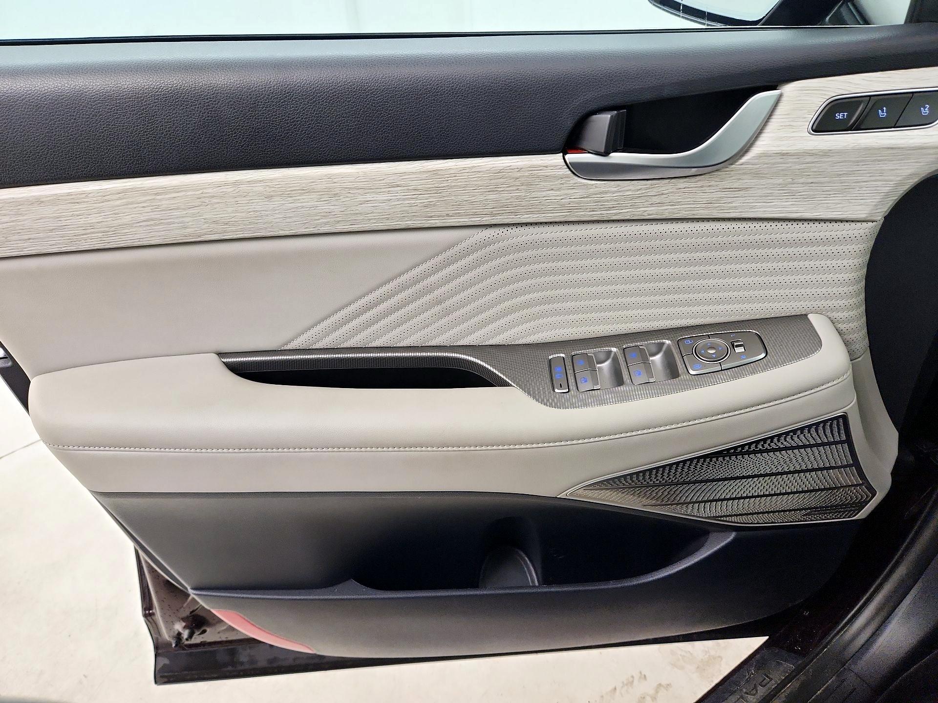 Thumbnail: 2023 Hyundai Palisade - 12