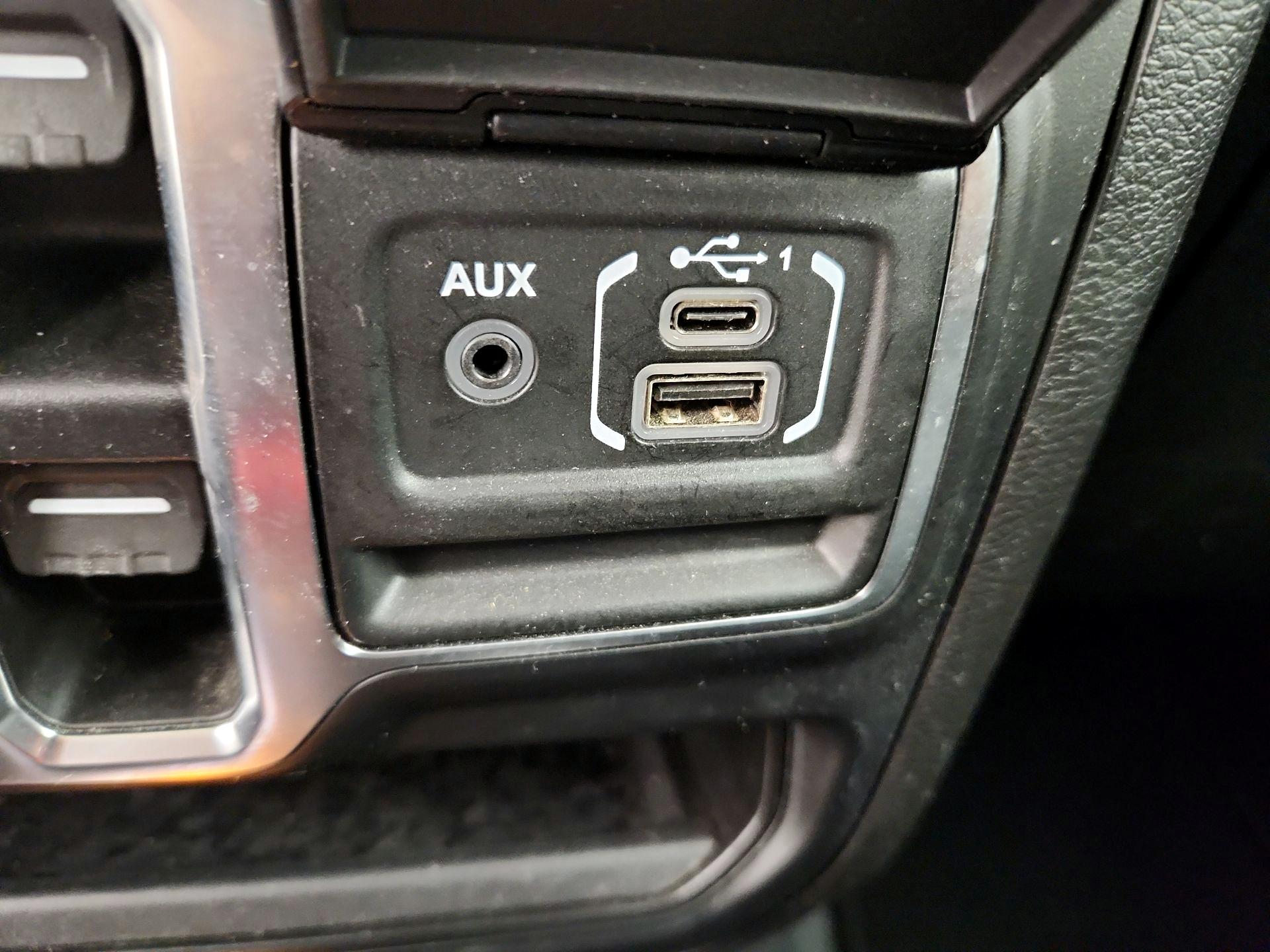 Thumbnail: 2022 Jeep Gladiator - 18