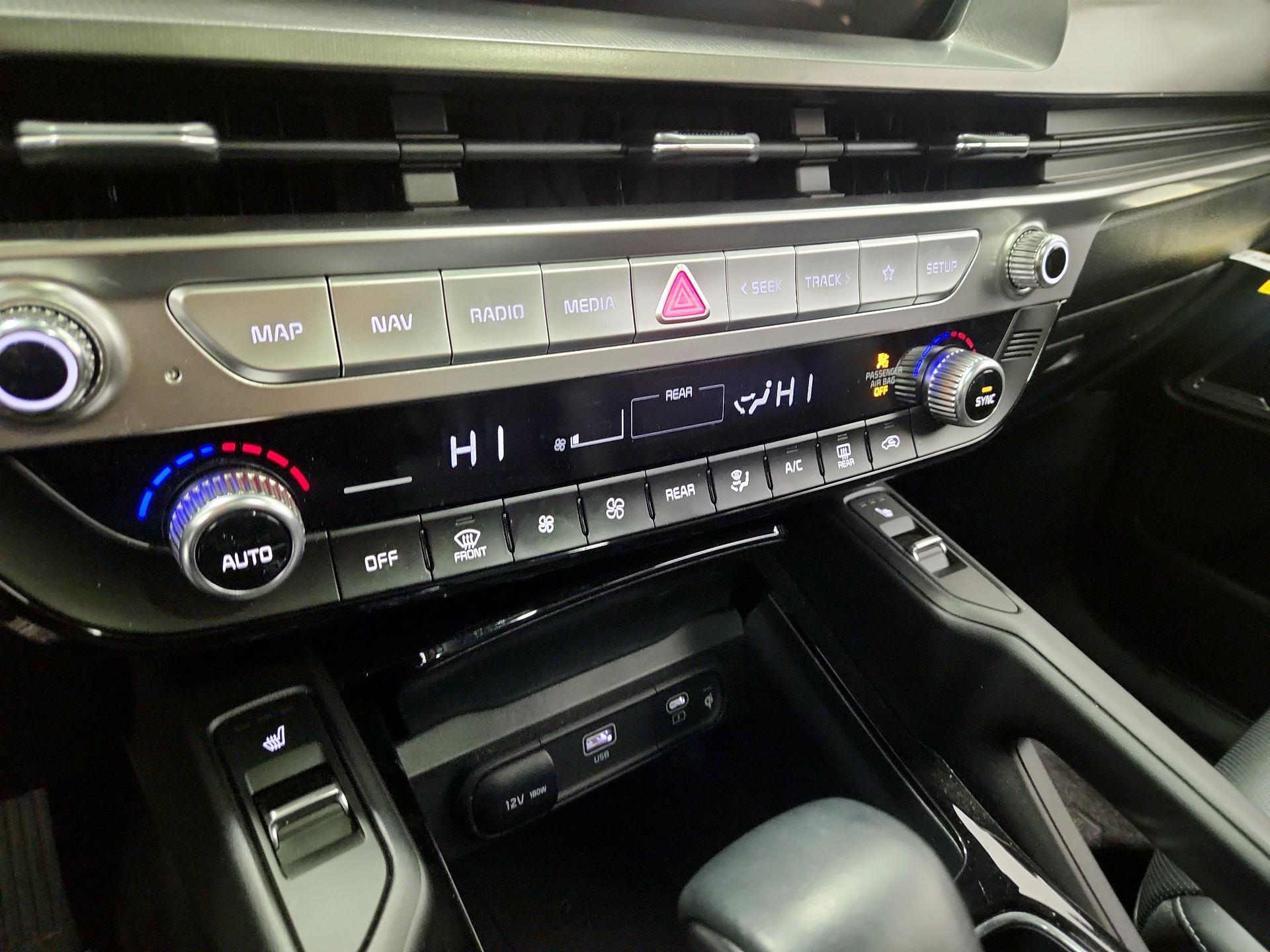 Thumbnail: 2024 Kia Telluride - 17