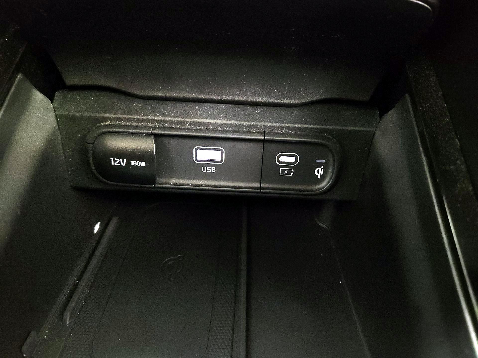 Thumbnail: 2024 Kia Telluride - 19