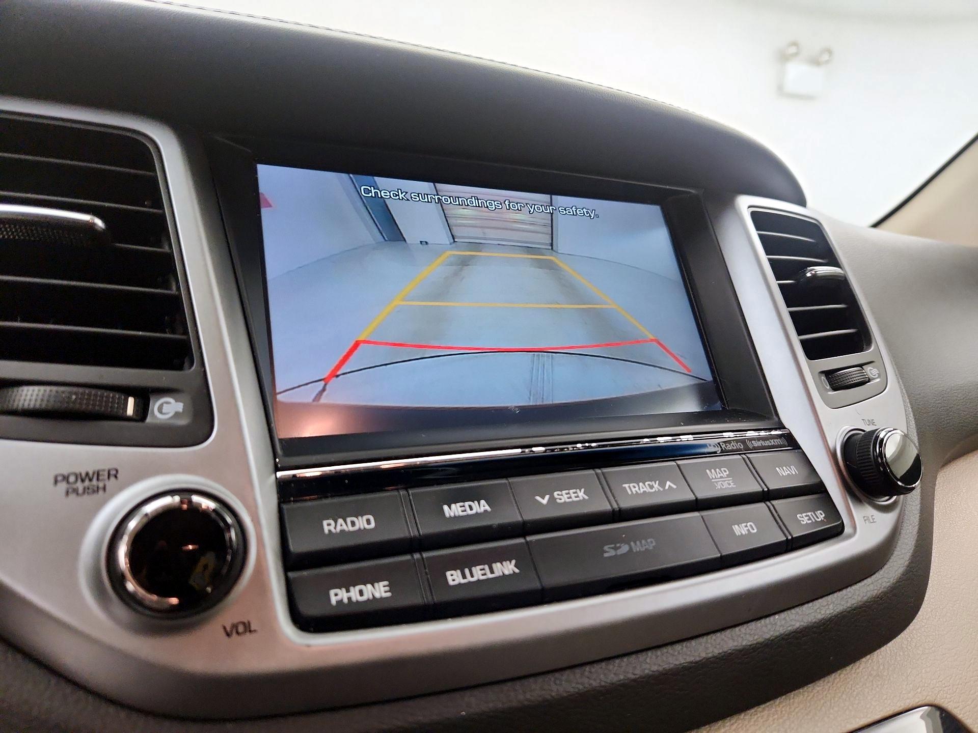 Thumbnail: 2016 Hyundai Tucson - 14