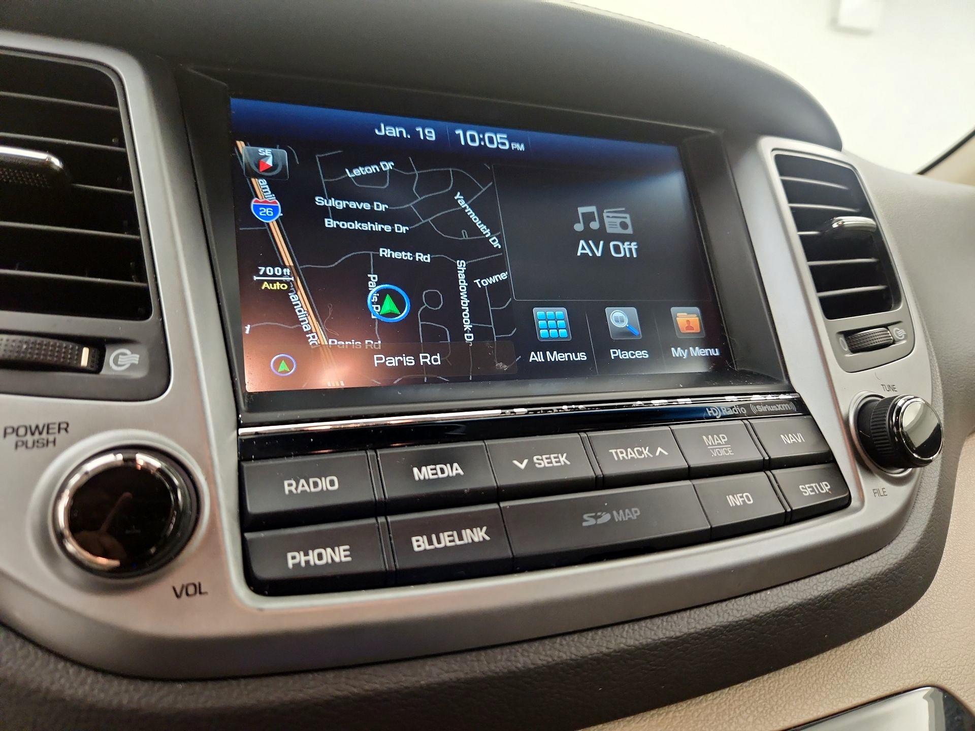 Thumbnail: 2016 Hyundai Tucson - 15