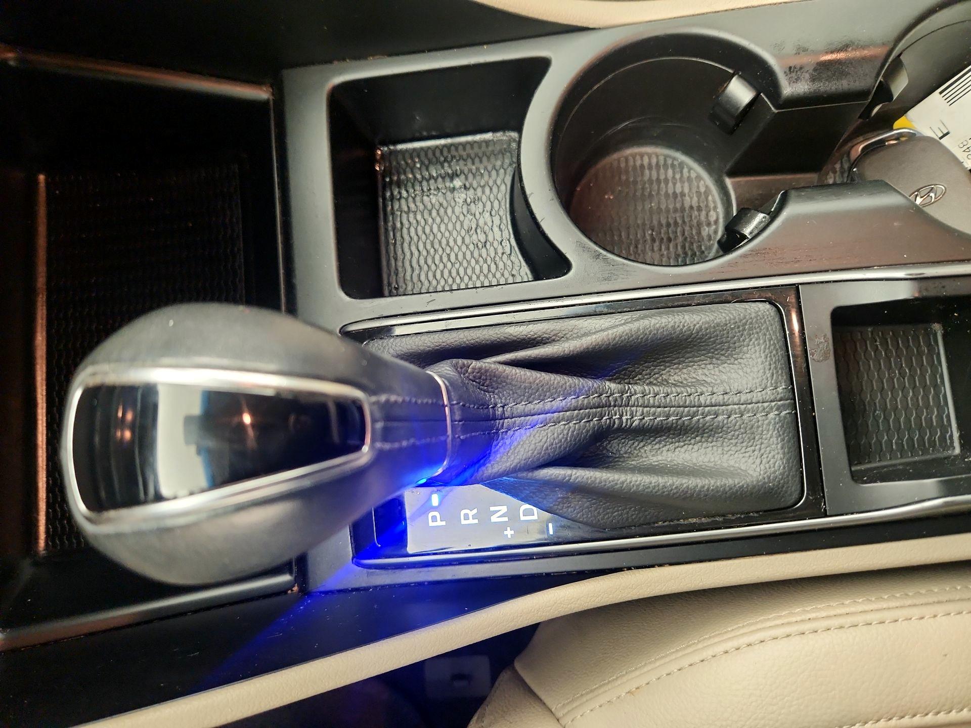 Thumbnail: 2016 Hyundai Tucson - 17