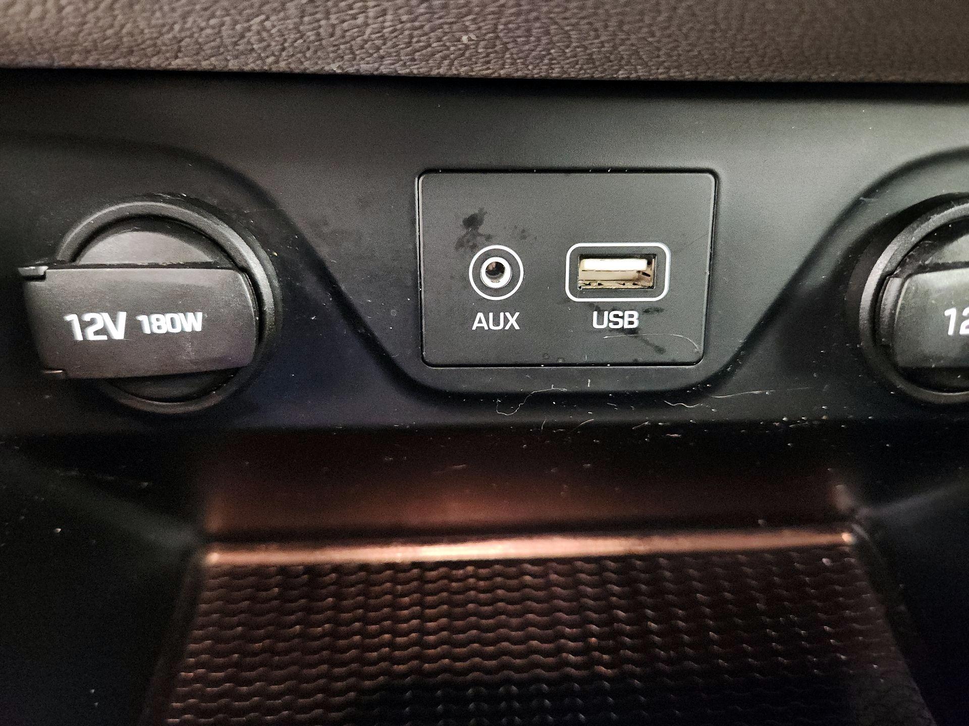 Thumbnail: 2016 Hyundai Tucson - 18