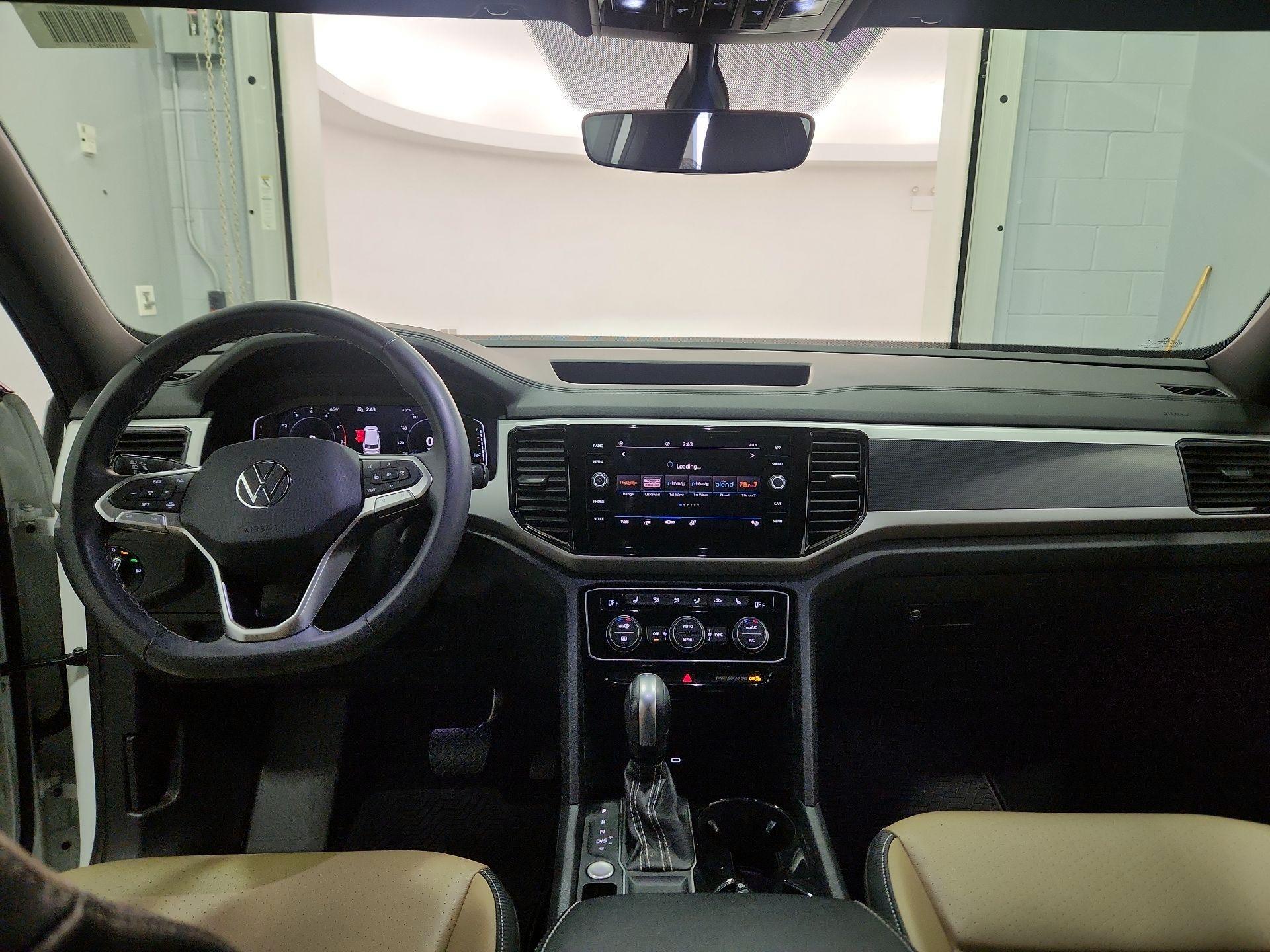 Thumbnail: 2023 Volkswagen Atlas - 9