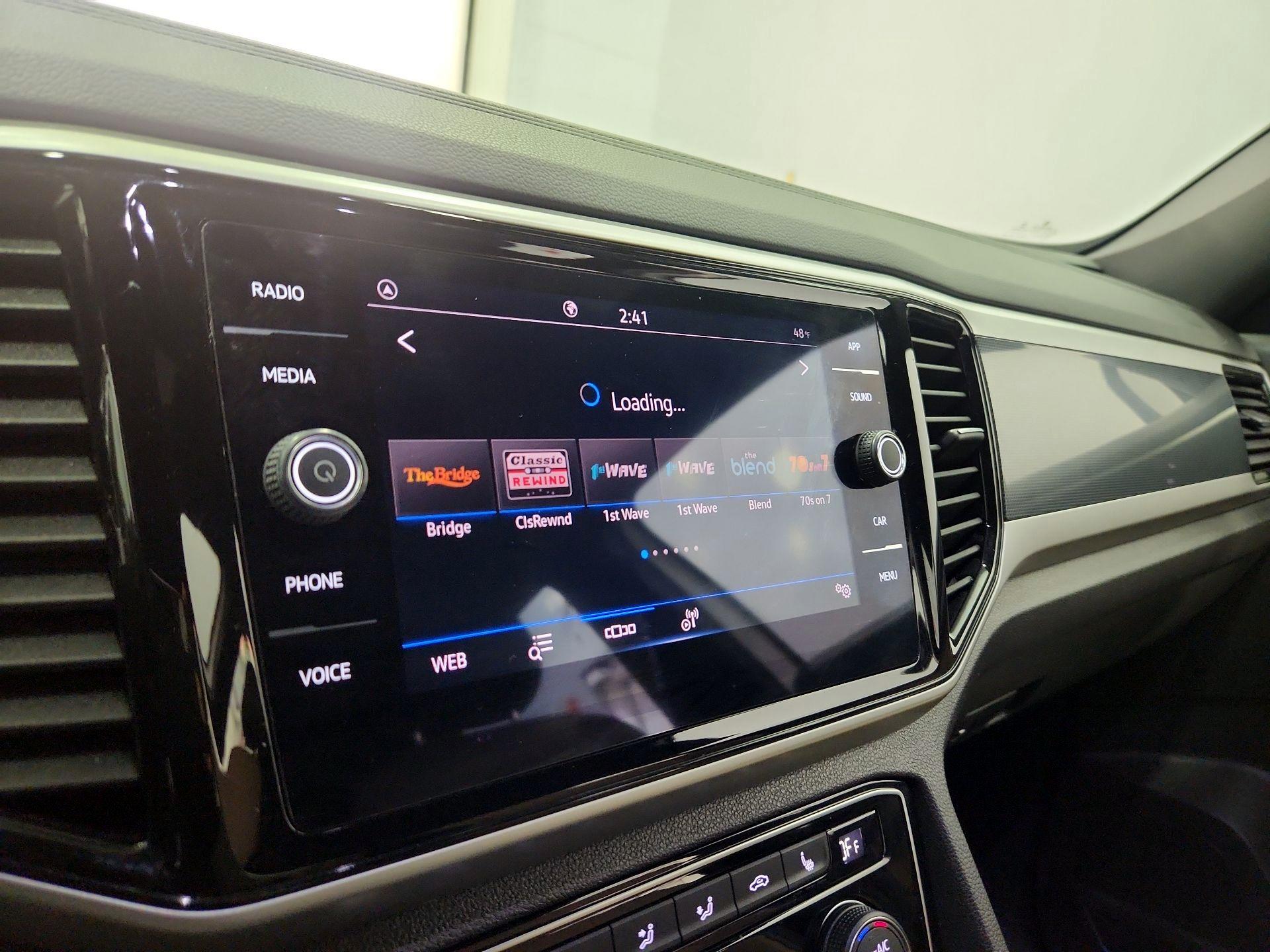 Thumbnail: 2023 Volkswagen Atlas - 15