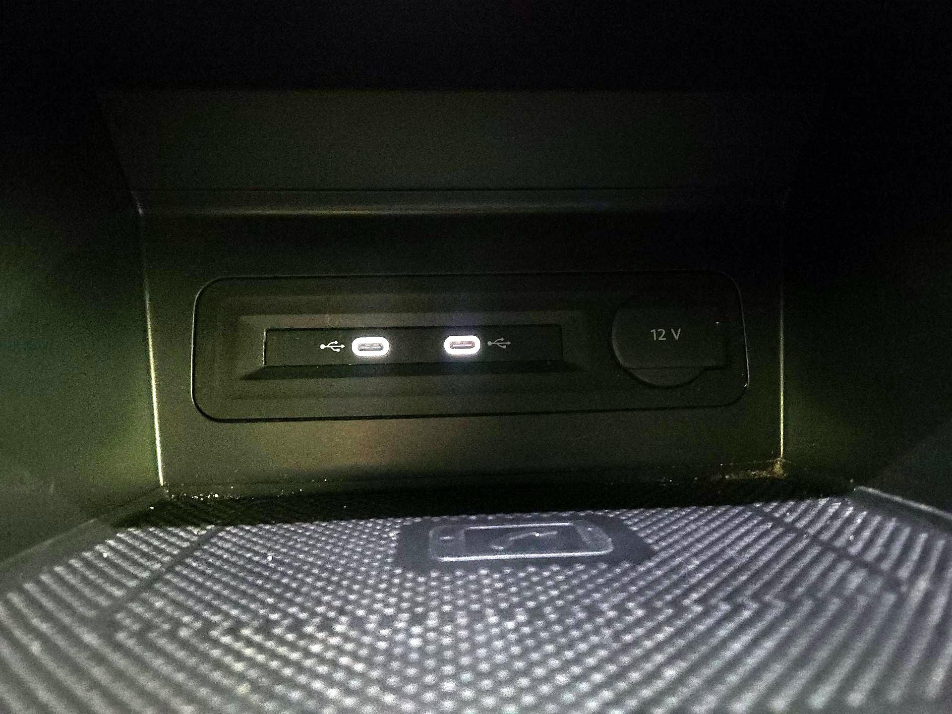 Thumbnail: 2023 Volkswagen Atlas - 18