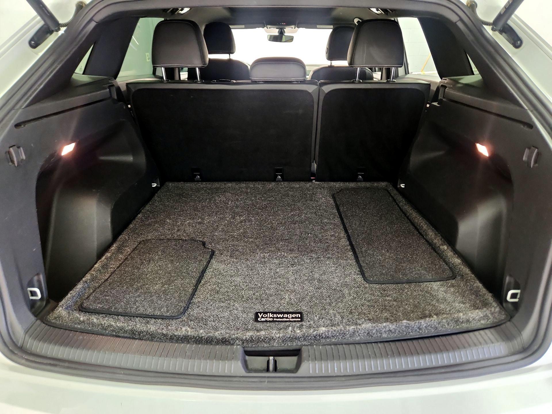 Thumbnail: 2023 Volkswagen Atlas - 20