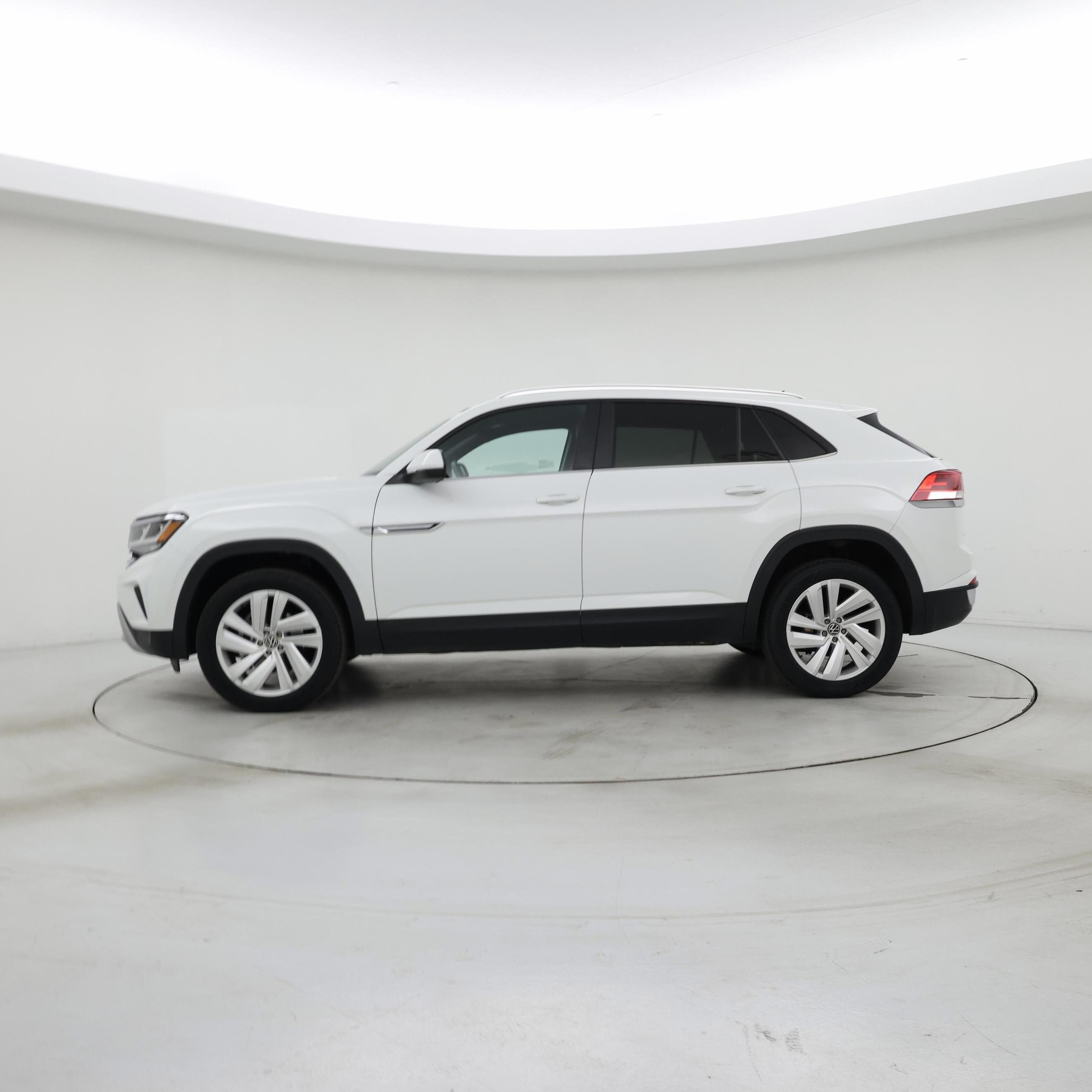 Thumbnail: 2023 Volkswagen Atlas - 3