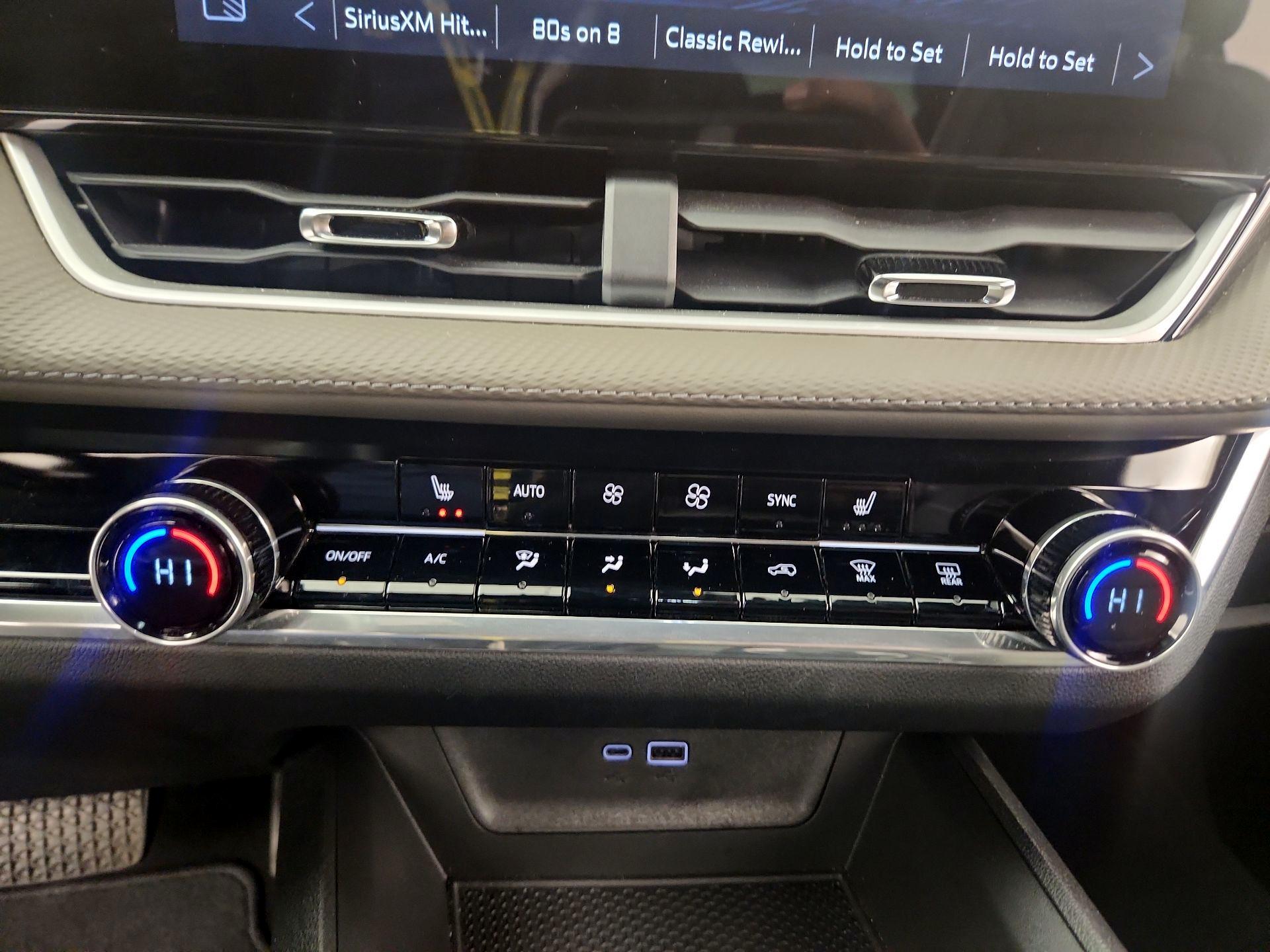 Thumbnail: 2025 Chevrolet Equinox - 17