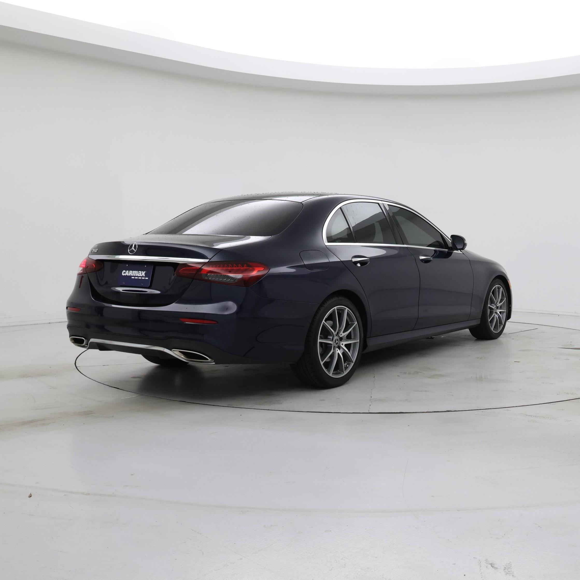 Thumbnail: 2021 Mercedes-Benz E-Class - 8