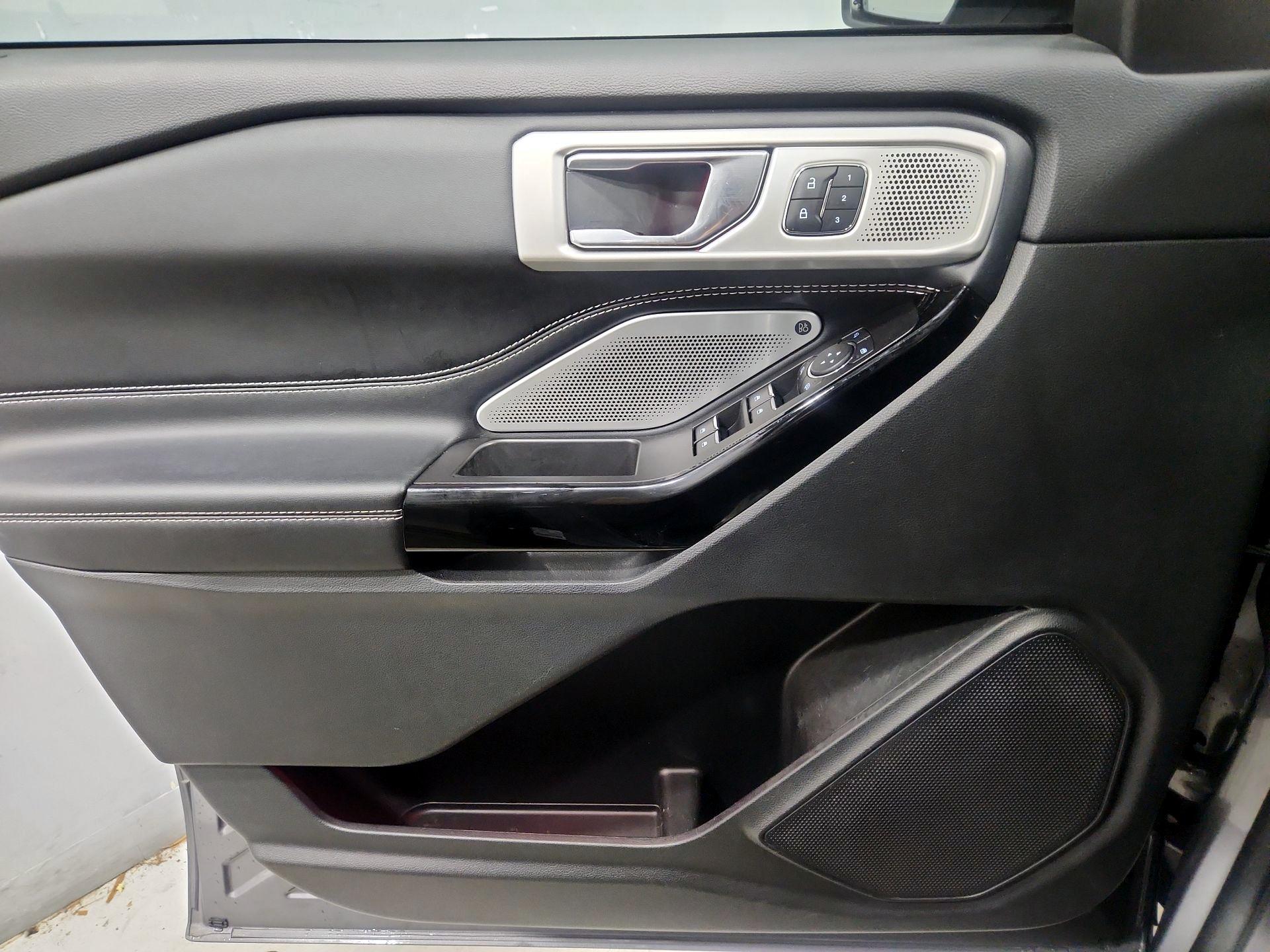 Thumbnail: 2021 Ford Explorer - 12