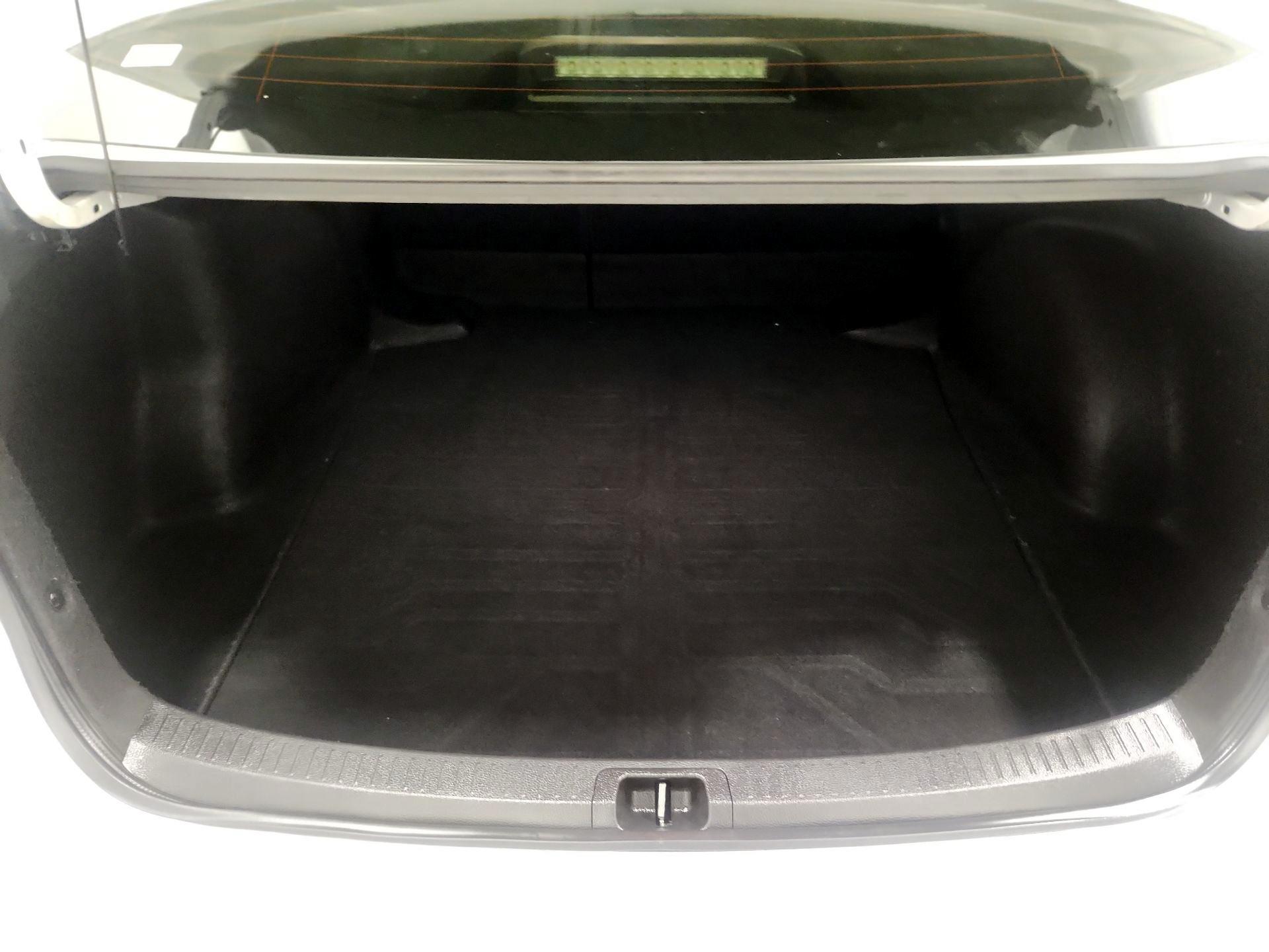 Thumbnail: 2025 Toyota Corolla - 20