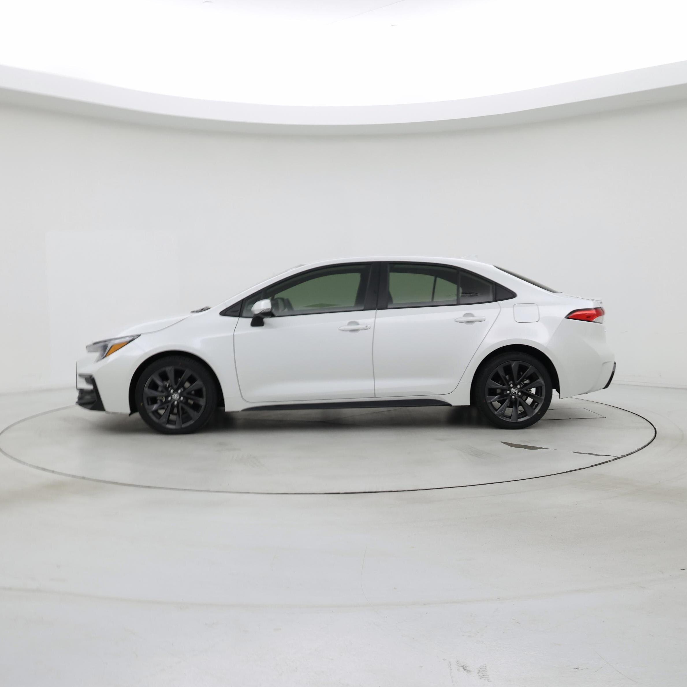 Thumbnail: 2025 Toyota Corolla - 3