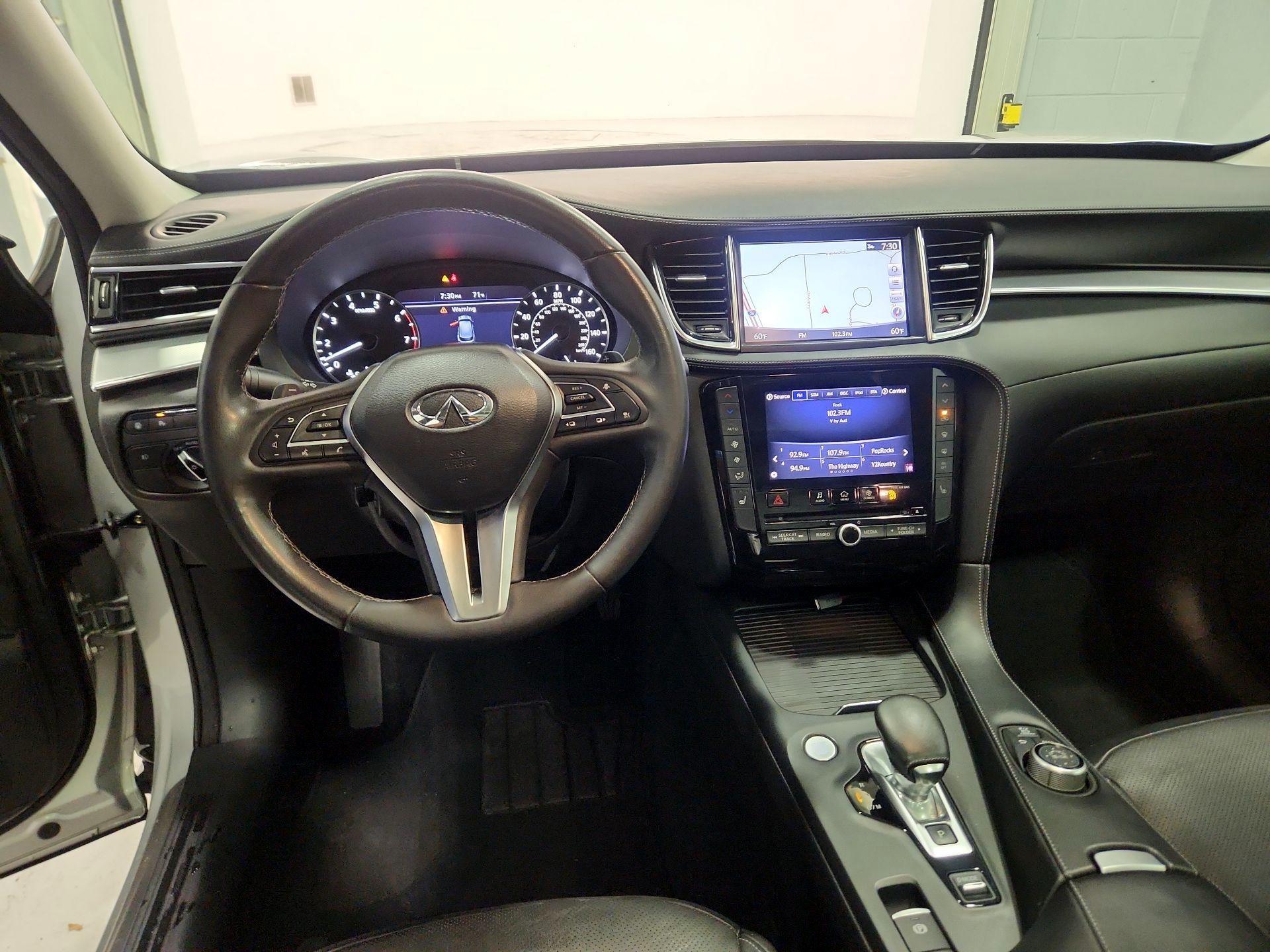 Thumbnail: 2019 INFINITI QX50 - 9