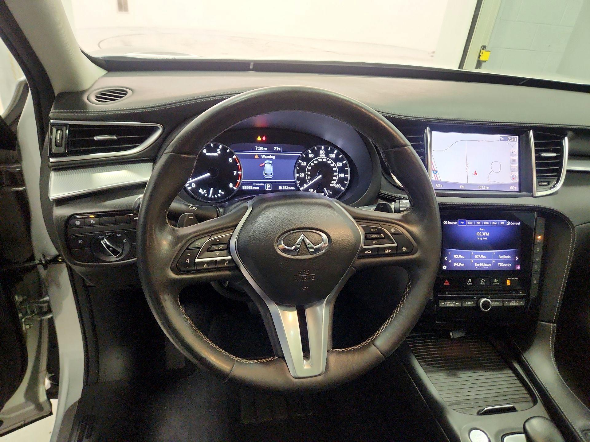 Thumbnail: 2019 INFINITI QX50 - 10