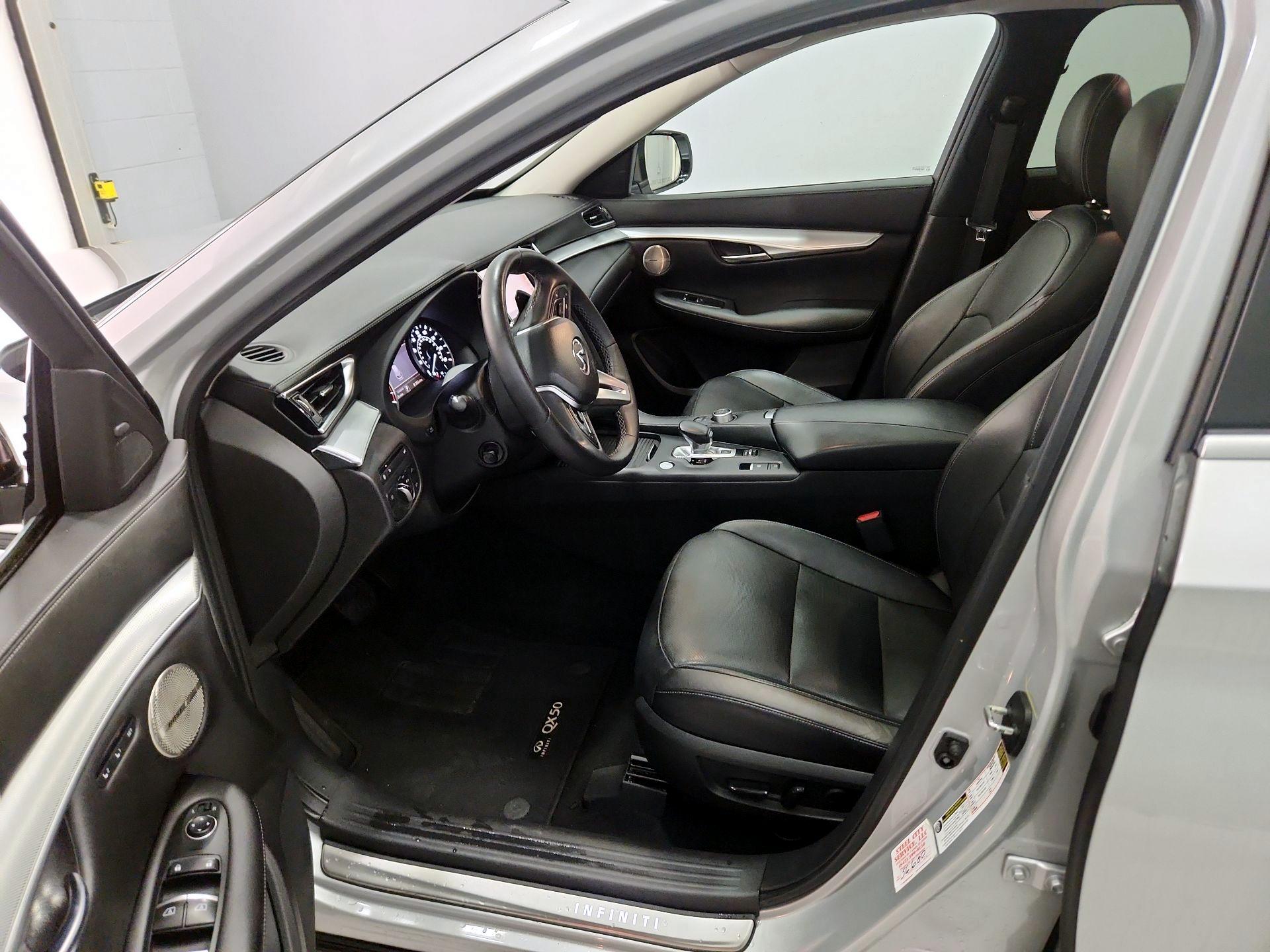 Thumbnail: 2019 INFINITI QX50 - 11