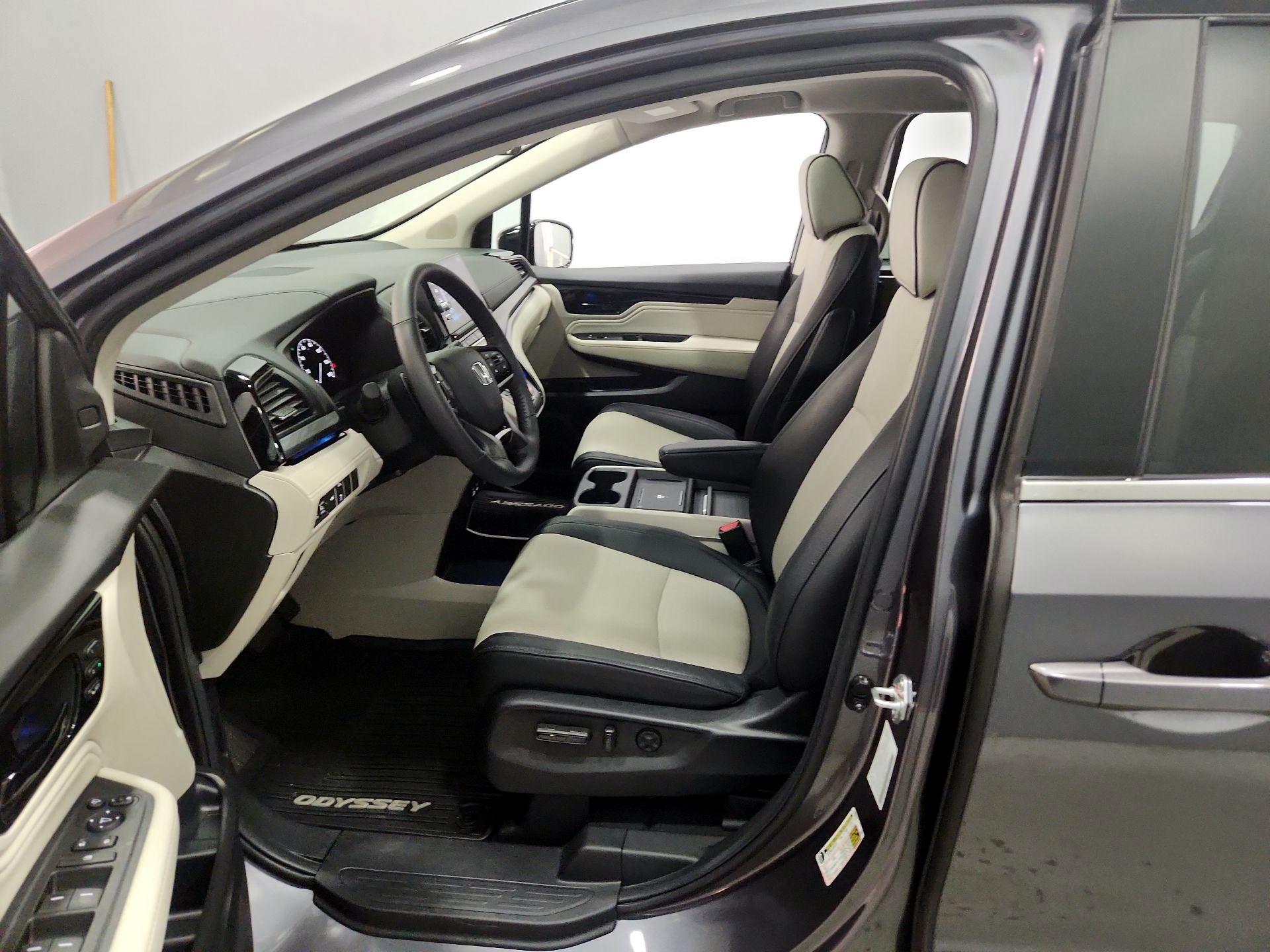 Thumbnail: 2026 Honda Odyssey - 11