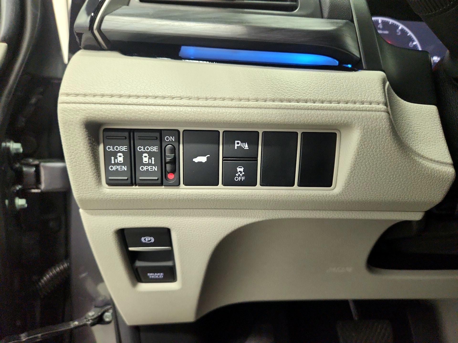 Thumbnail: 2026 Honda Odyssey - 13