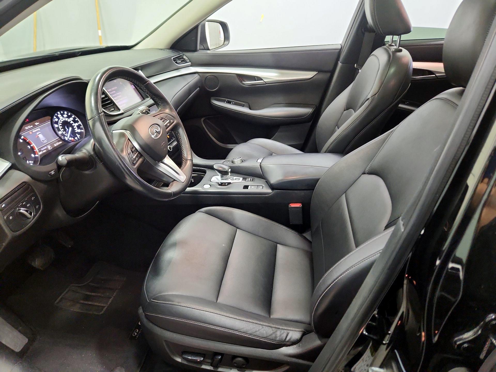 Thumbnail: 2019 INFINITI QX50 - 11