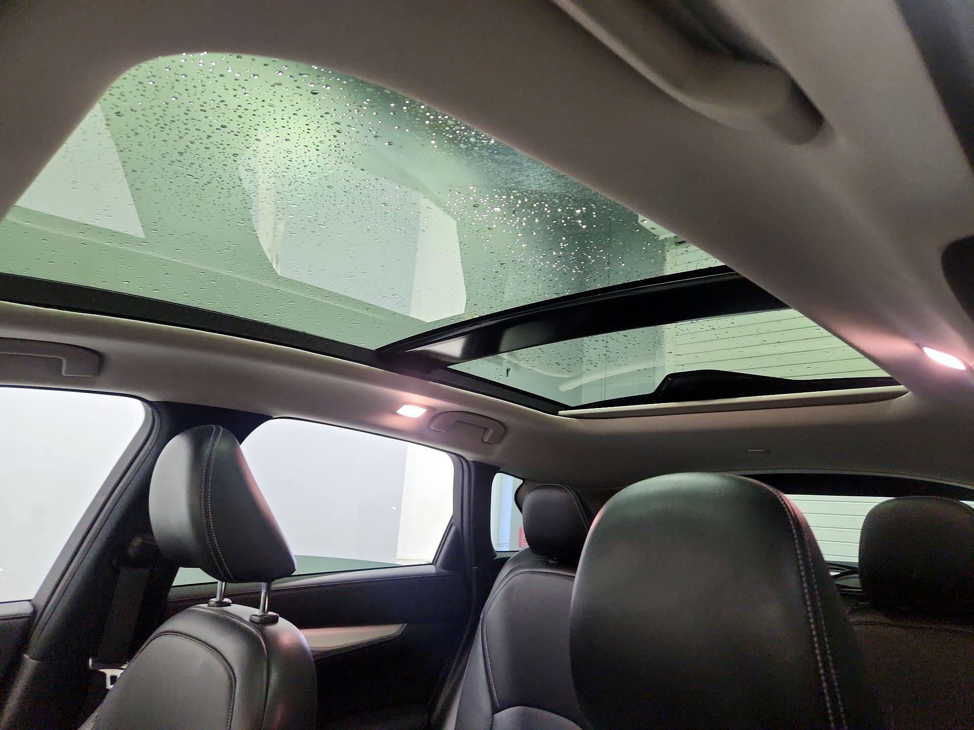 Thumbnail: 2019 INFINITI QX50 - 19