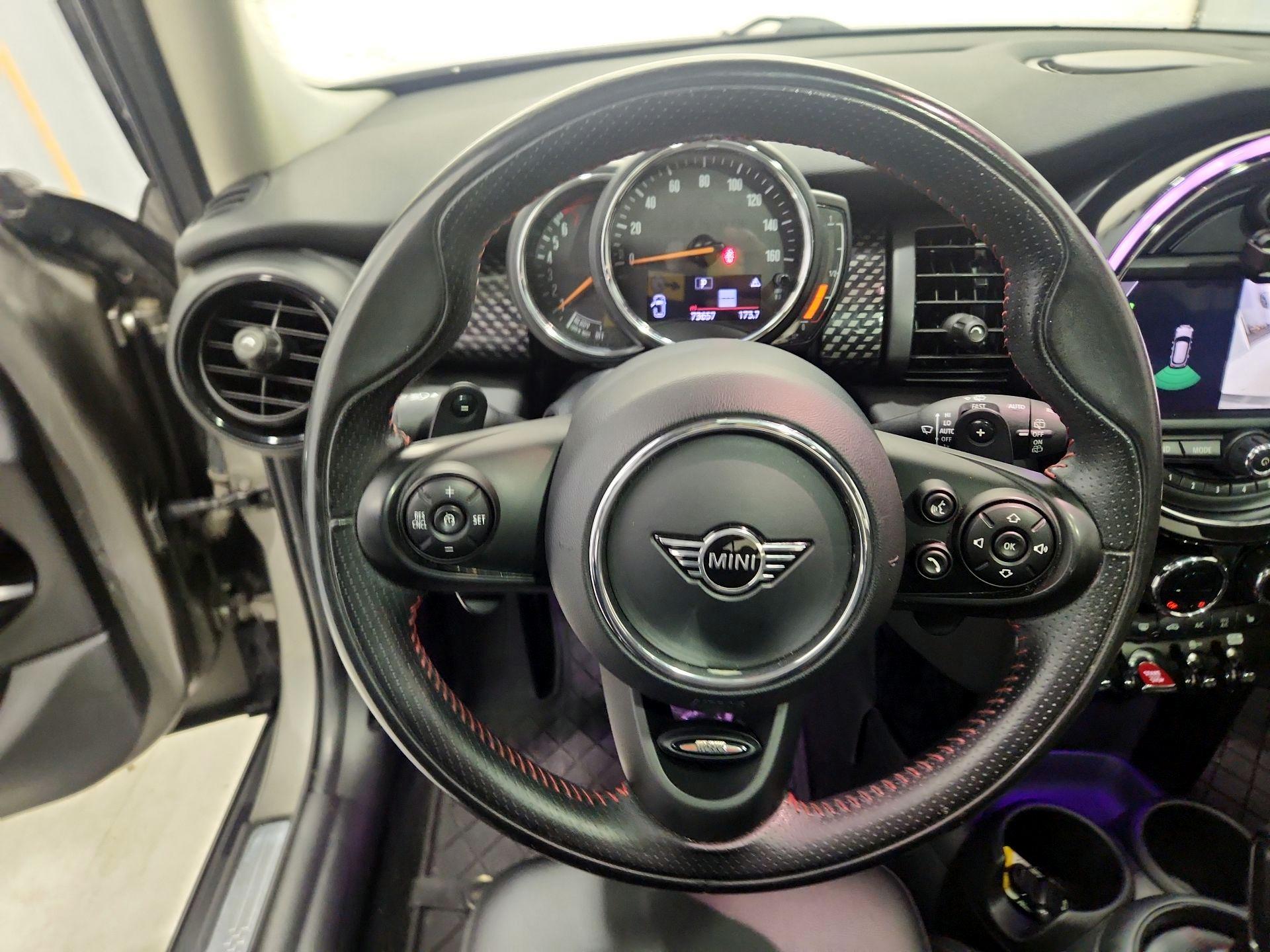 Thumbnail: 2020 MINI Cooper Hardtop - 10