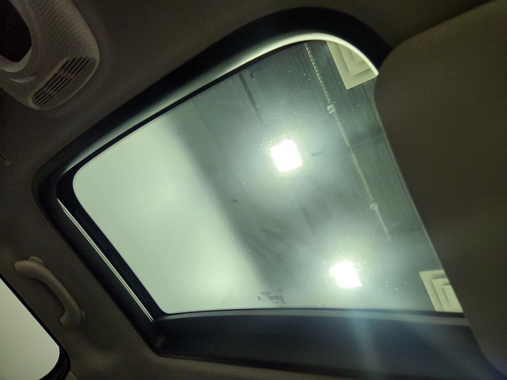 Thumbnail: 2020 MINI Cooper Hardtop - 19