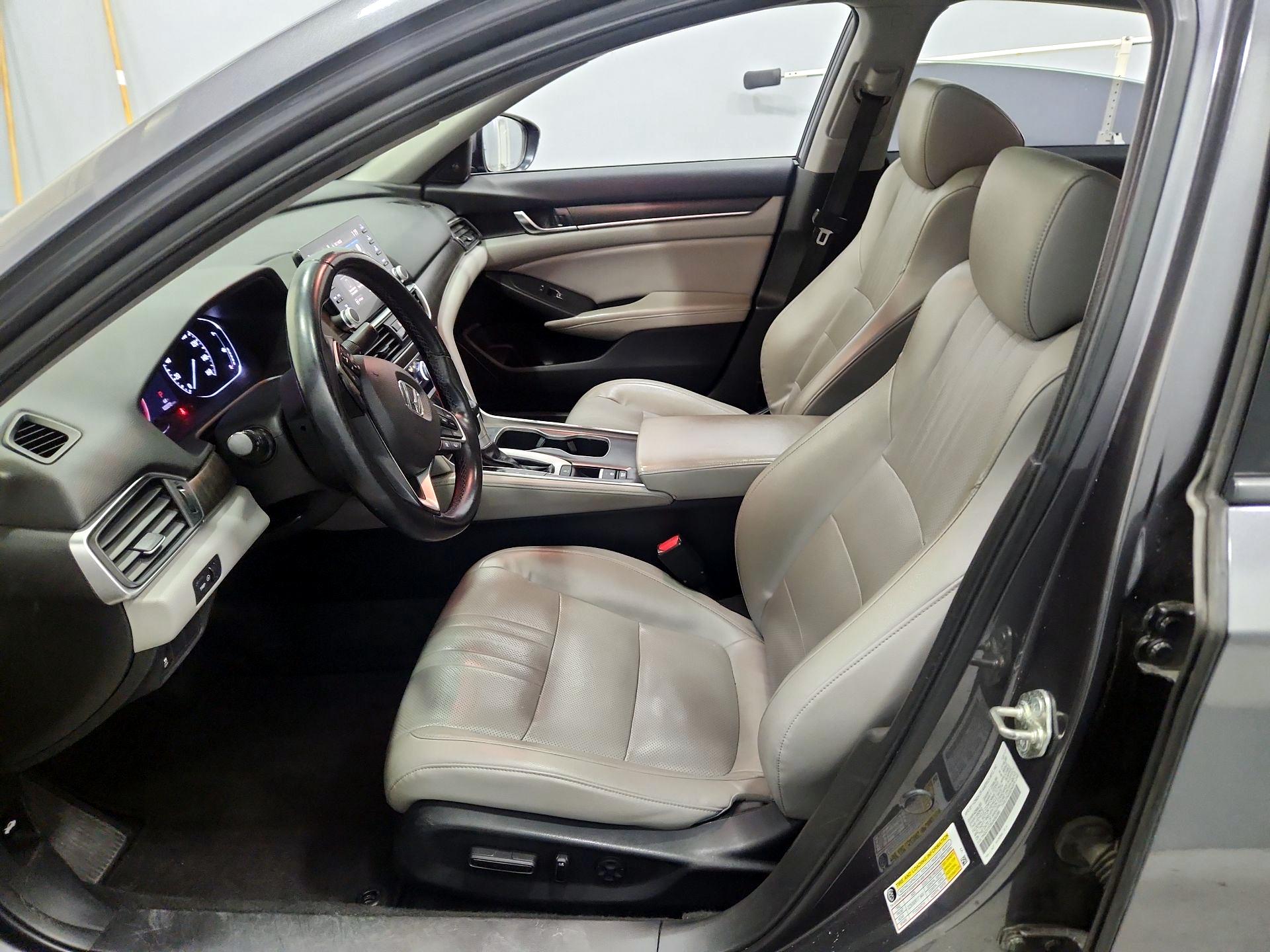 Thumbnail: 2018 Honda Accord - 11