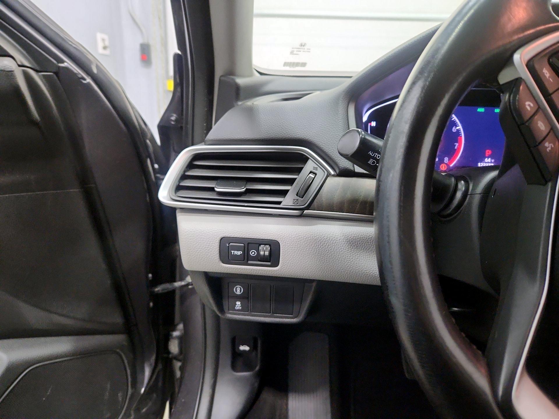 Thumbnail: 2018 Honda Accord - 13