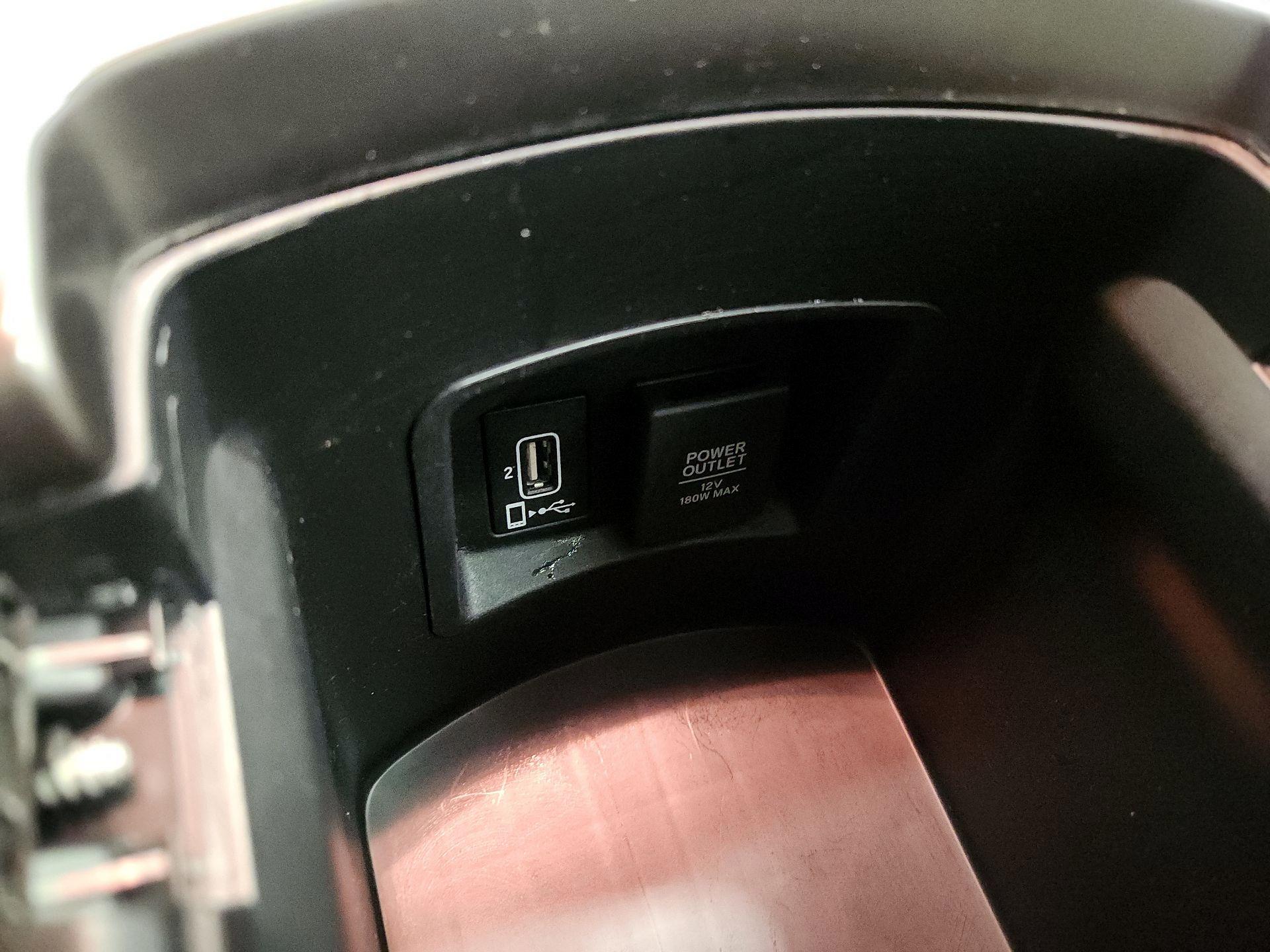 Thumbnail: 2018 Honda Accord - 18