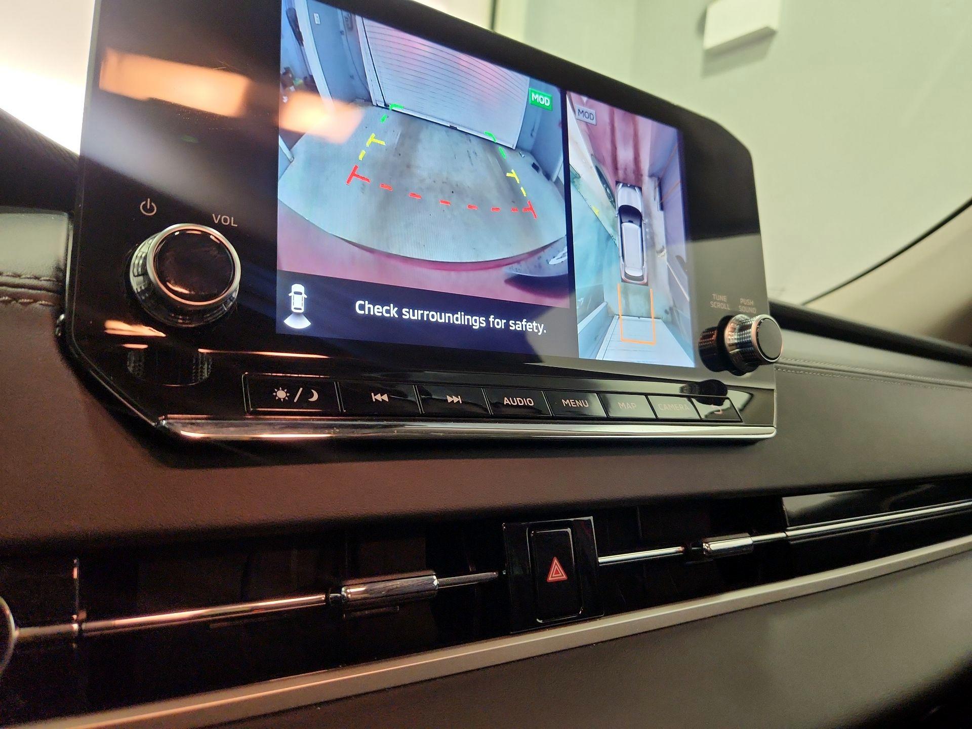 Thumbnail: 2023 Mitsubishi Outlander - 14