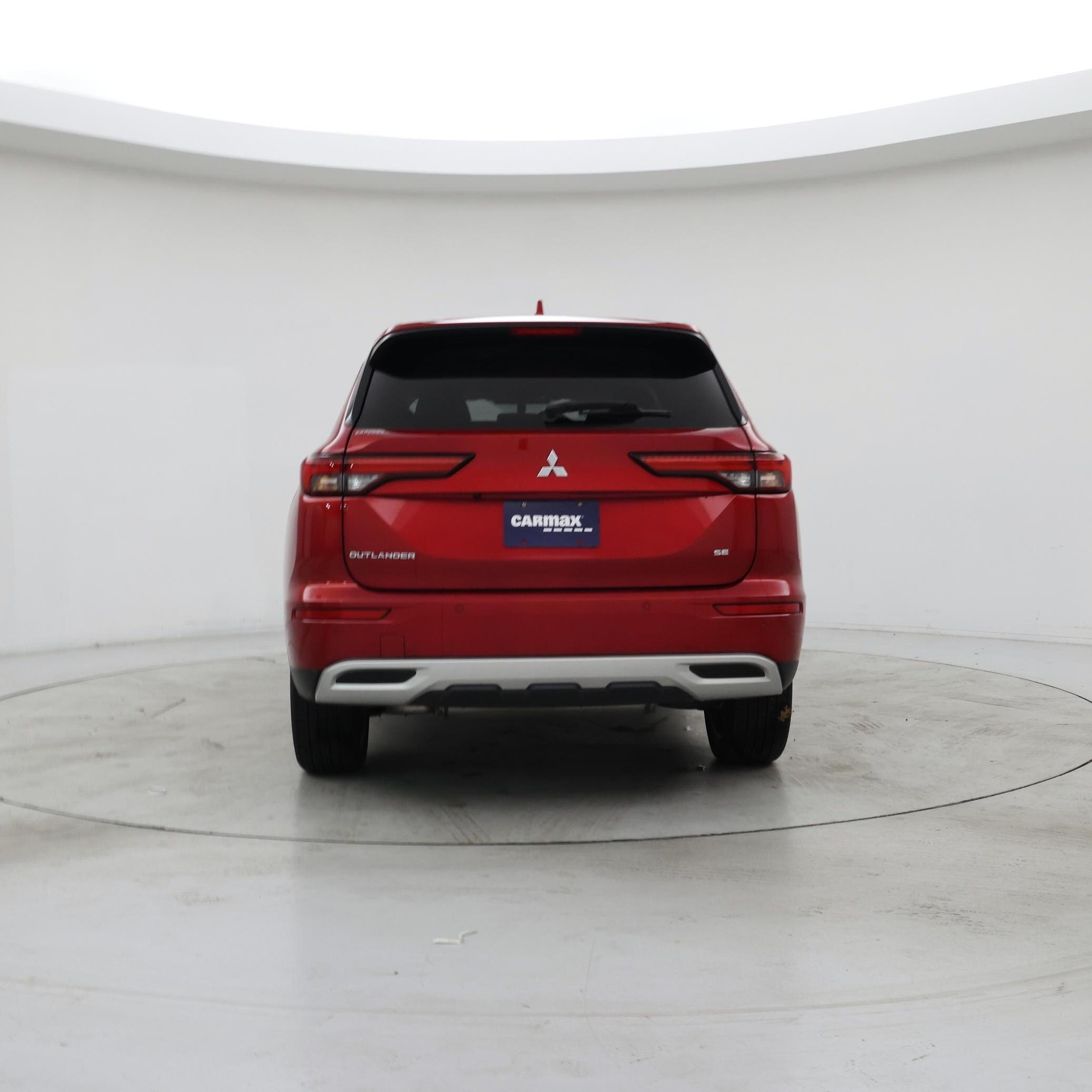 Thumbnail: 2023 Mitsubishi Outlander - 6