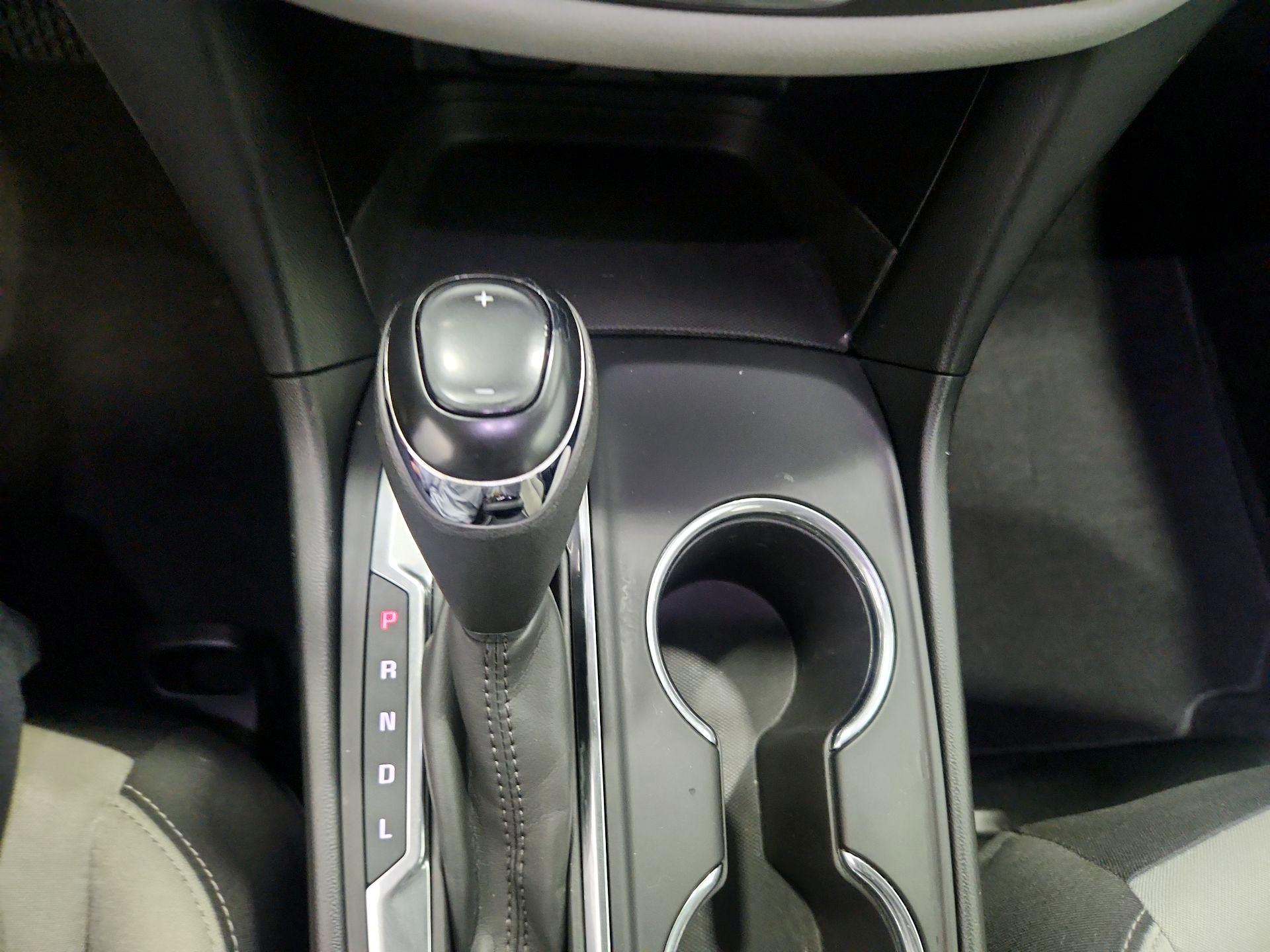 Thumbnail: 2018 Chevrolet Equinox - 17