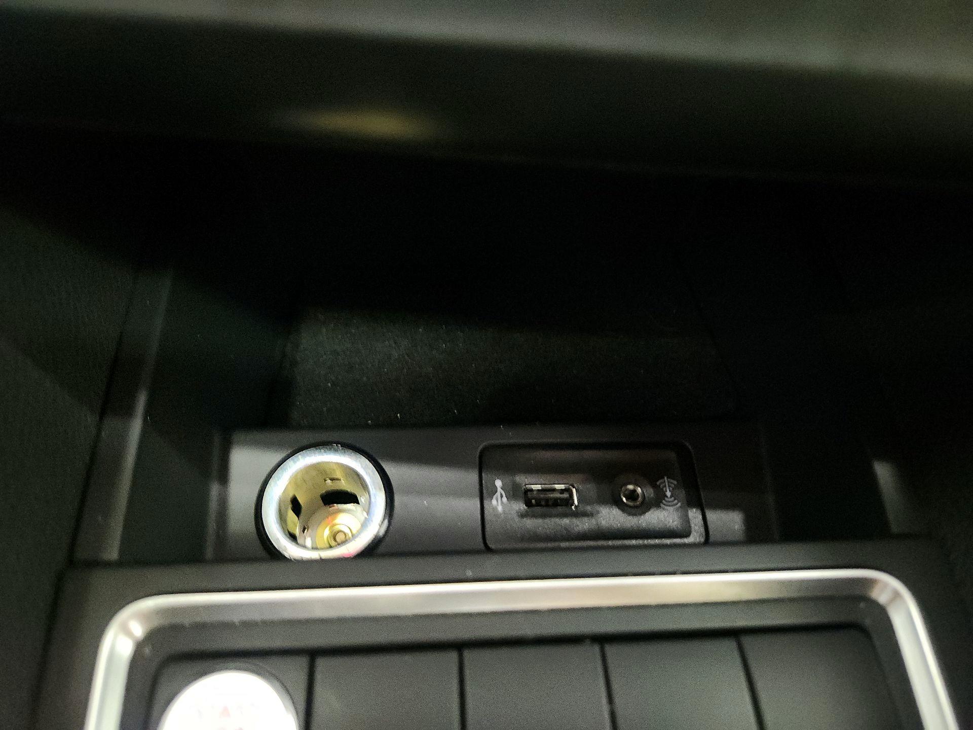 Thumbnail: 2018 Volkswagen Jetta - 18