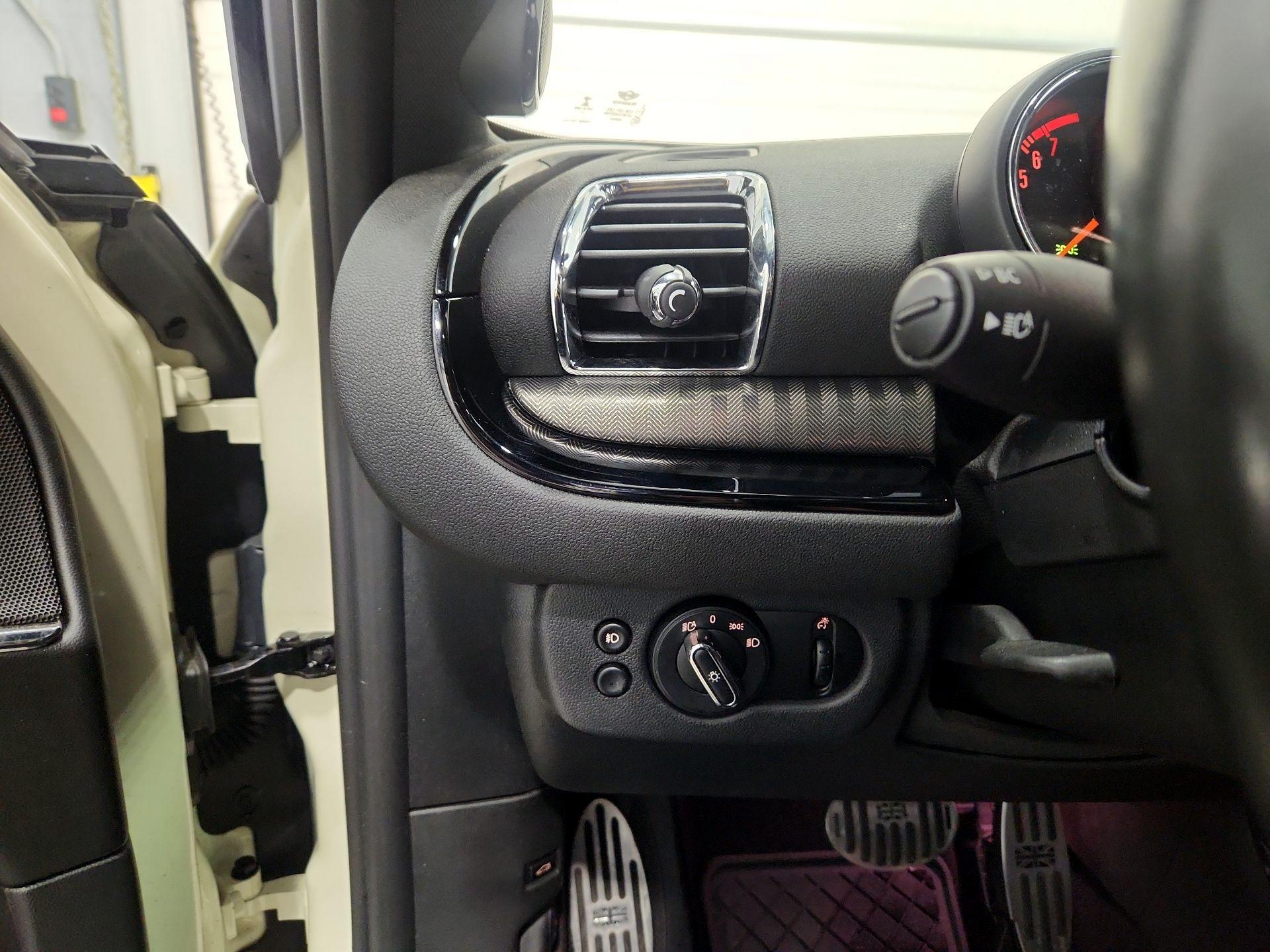 Thumbnail: 2017 MINI Cooper Clubman - 13