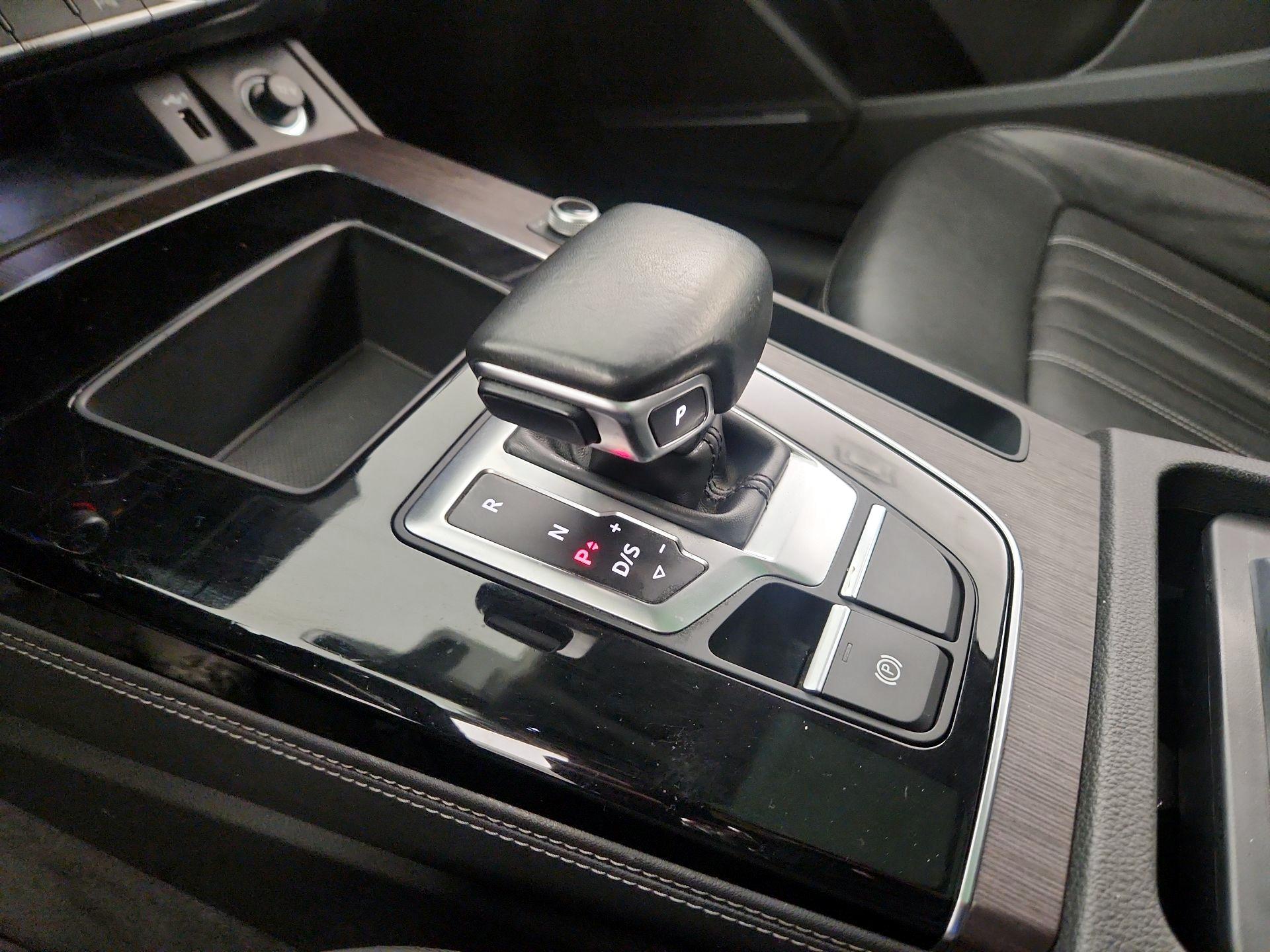 Thumbnail: 2021 Audi Q5 - 17