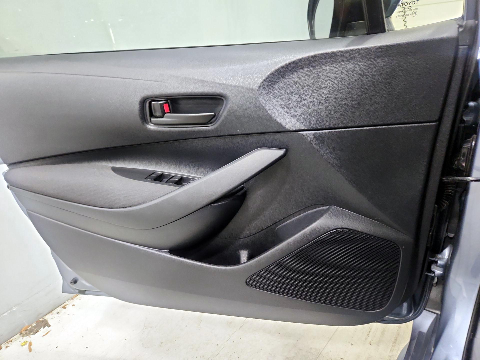 Thumbnail: 2025 Toyota Corolla - 12