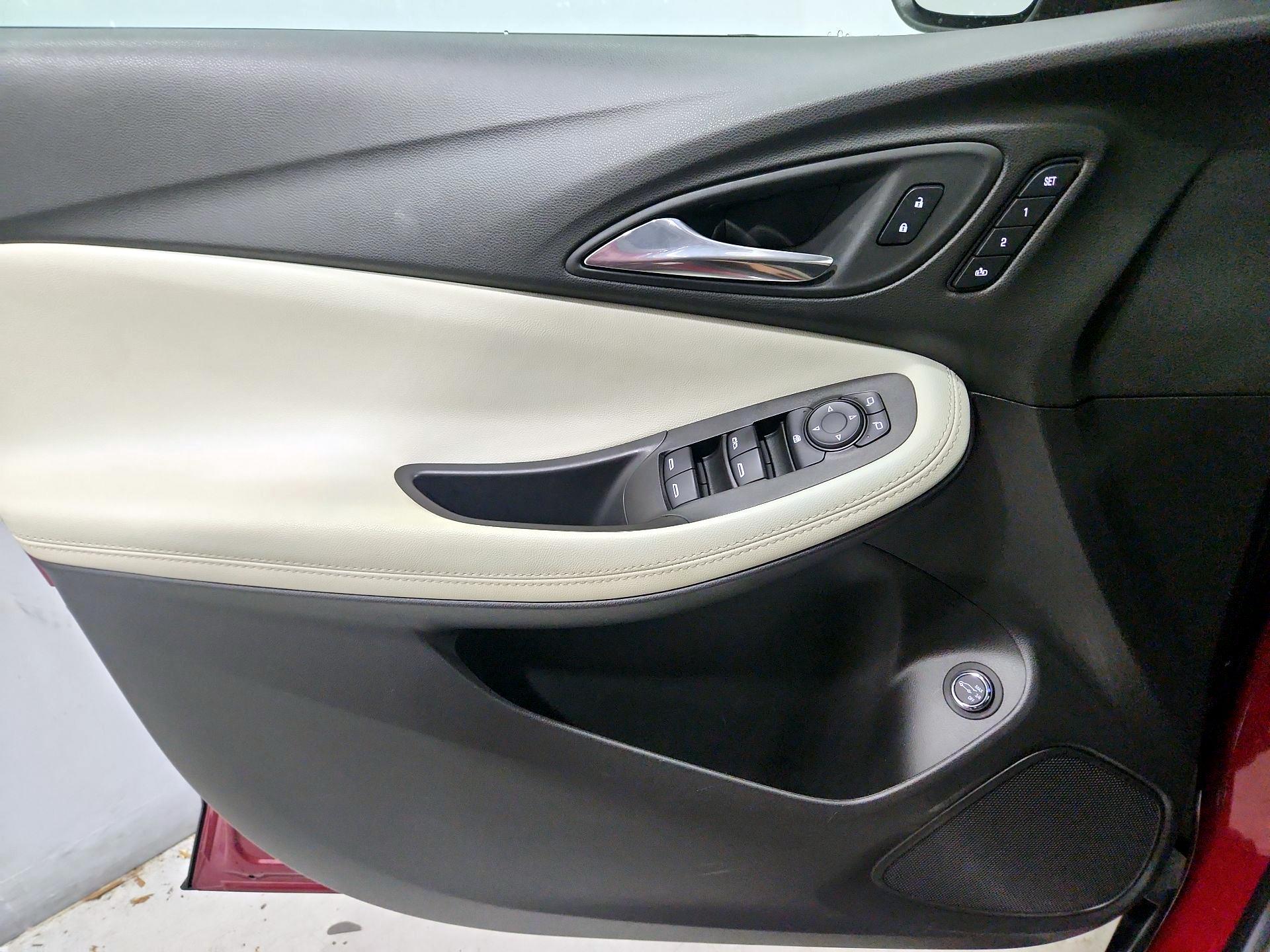 Thumbnail: 2021 Buick Encore GX - 12