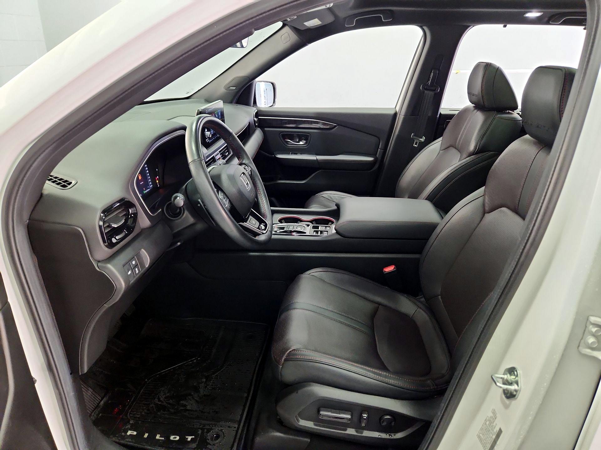 Thumbnail: 2025 Honda Pilot - 11