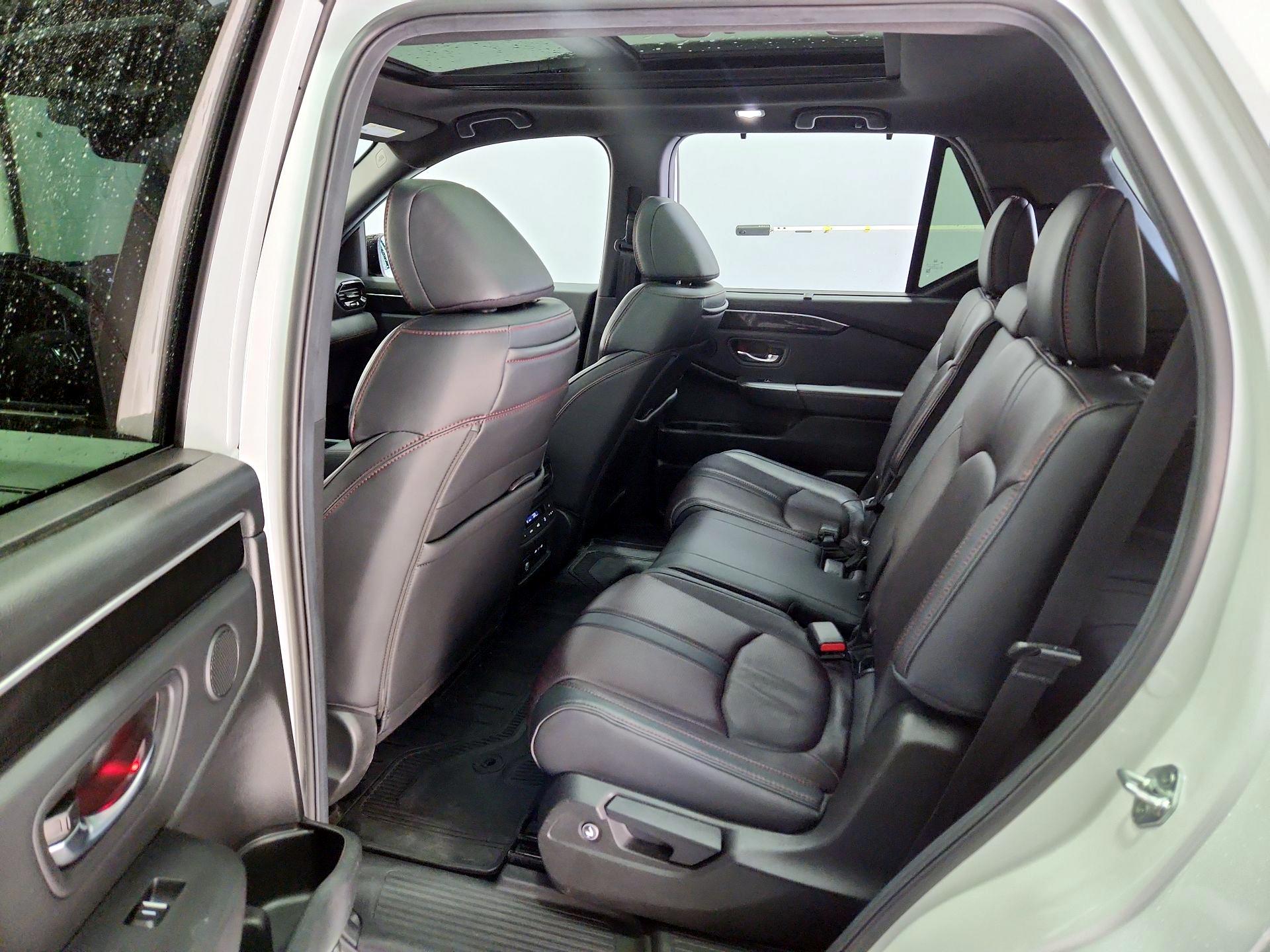 Thumbnail: 2025 Honda Pilot - 20