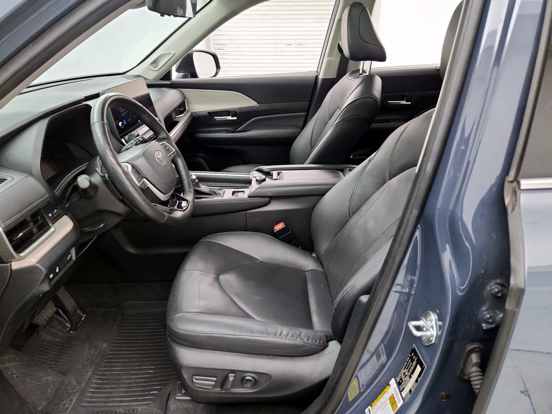 Thumbnail: 2024 Toyota Grand Highlander - 11