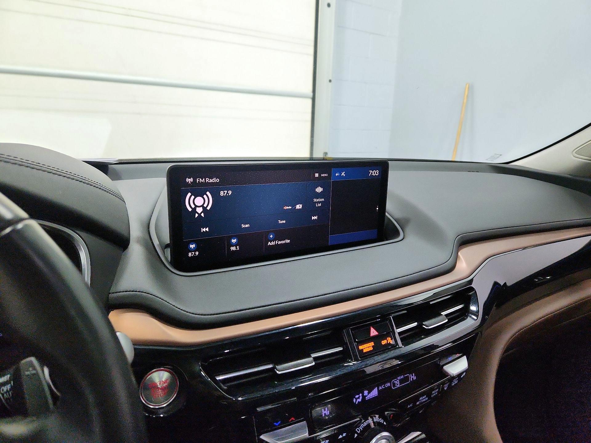 Thumbnail: 2023 Acura MDX - 16