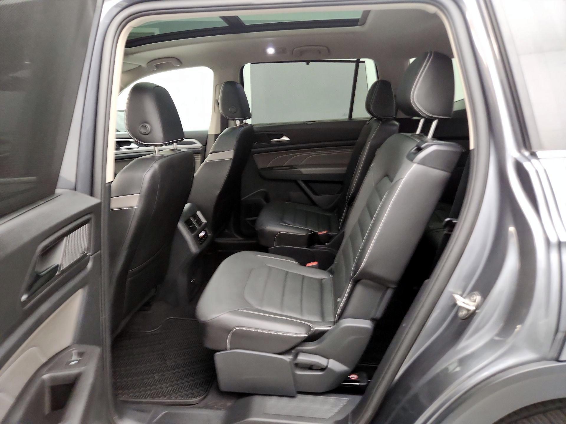 Thumbnail: 2023 Volkswagen Atlas - 20