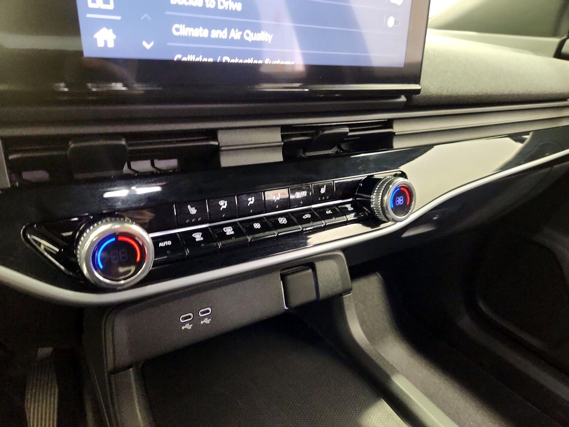 Thumbnail: 2024 Honda Prologue - 17